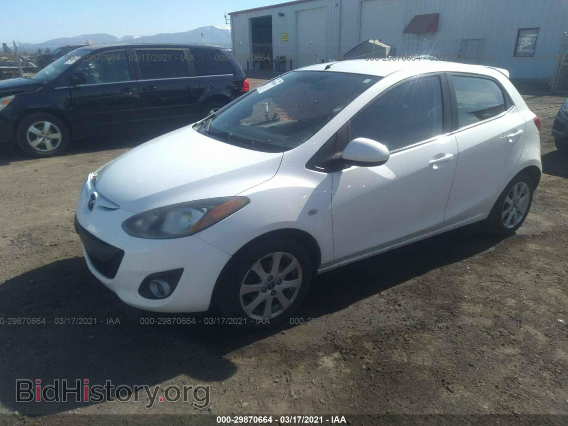 2013 MAZDA MAZDA2 - VIN: JM1DE1LZ8D0160197 - Фото 2