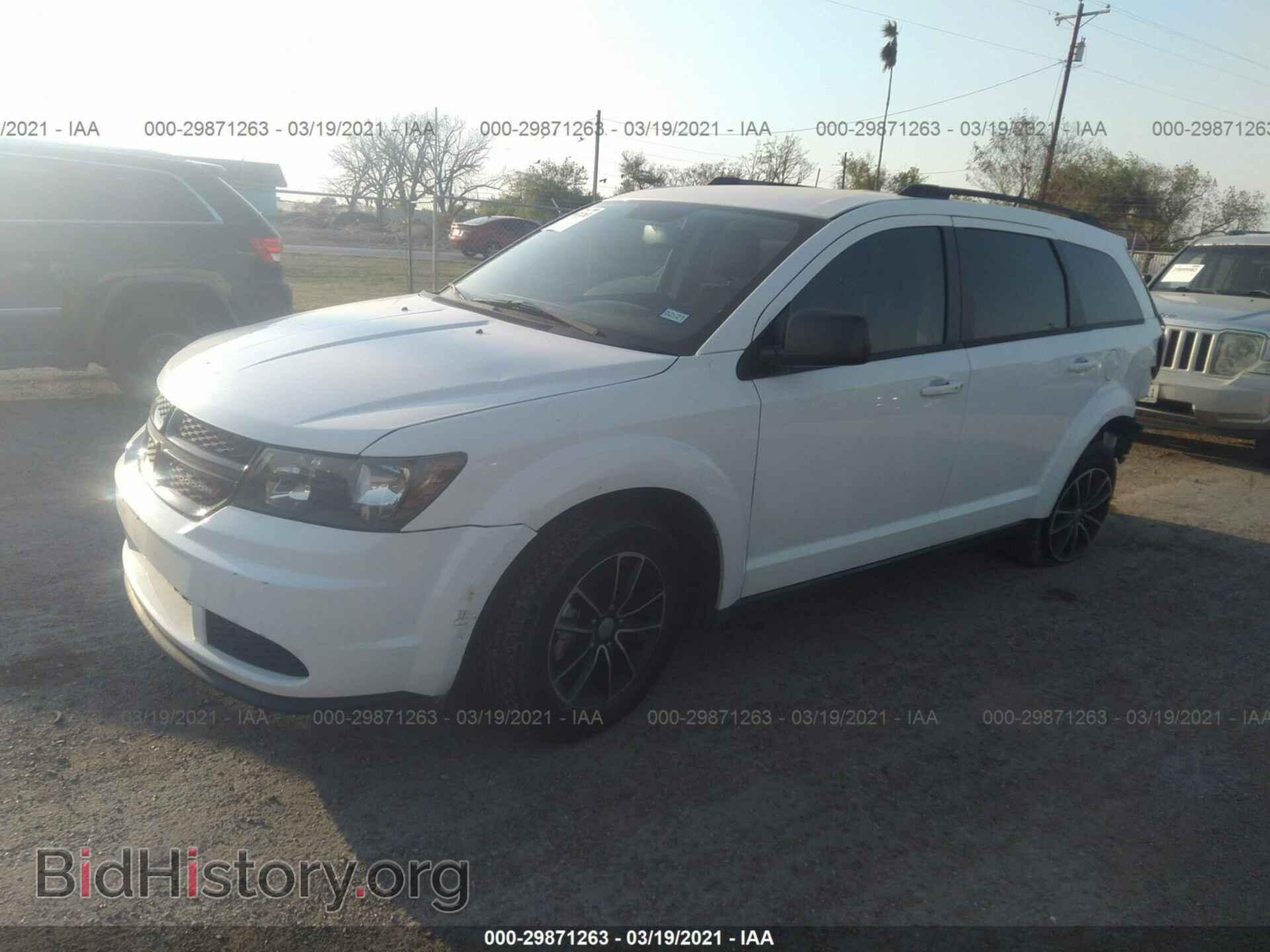 2017 DODGE JOURNEY - VIN: 3C4PDCAB2HT573632 - Photo 2