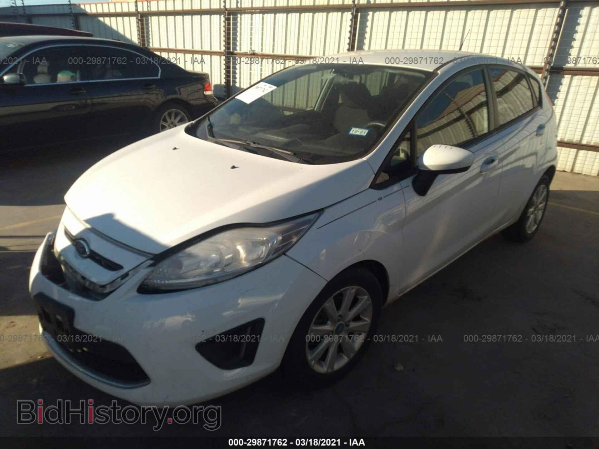 2011 FORD FIESTA - VIN: 3FADP4EJ9BM238974 - Фото 2