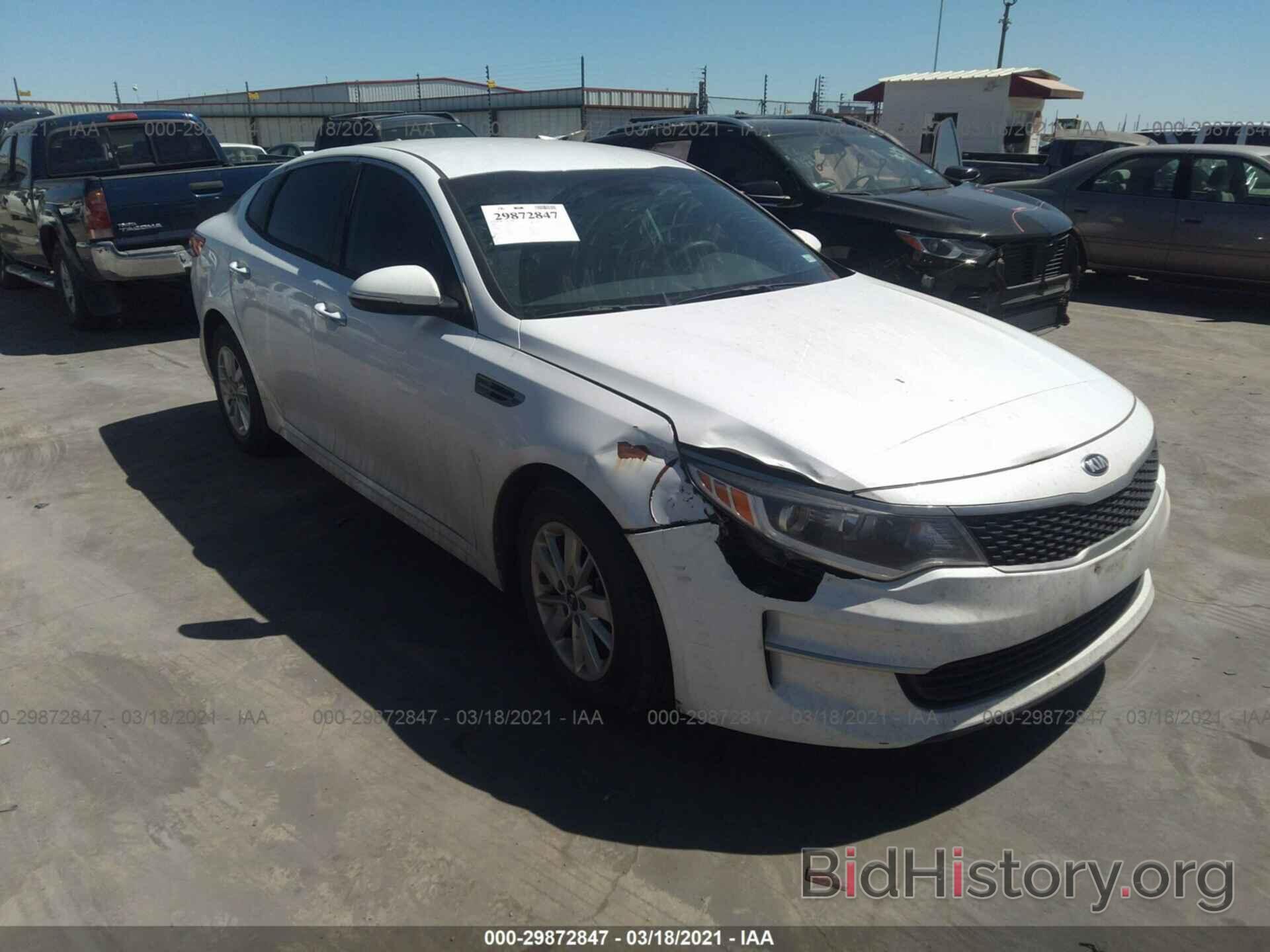 Photo 5XXGT4L31JG205927 - KIA OPTIMA 2018