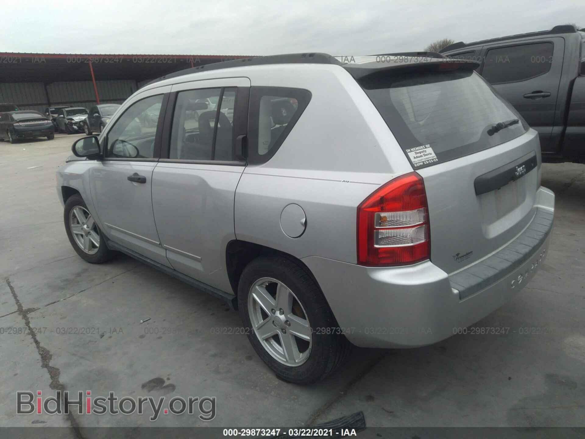 2009 JEEP COMPASS - VIN: 1J4FT47B49D208463 - Фото 3