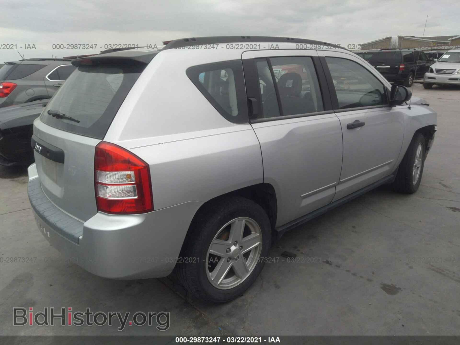 2009 JEEP COMPASS - VIN: 1J4FT47B49D208463 - Фото 4