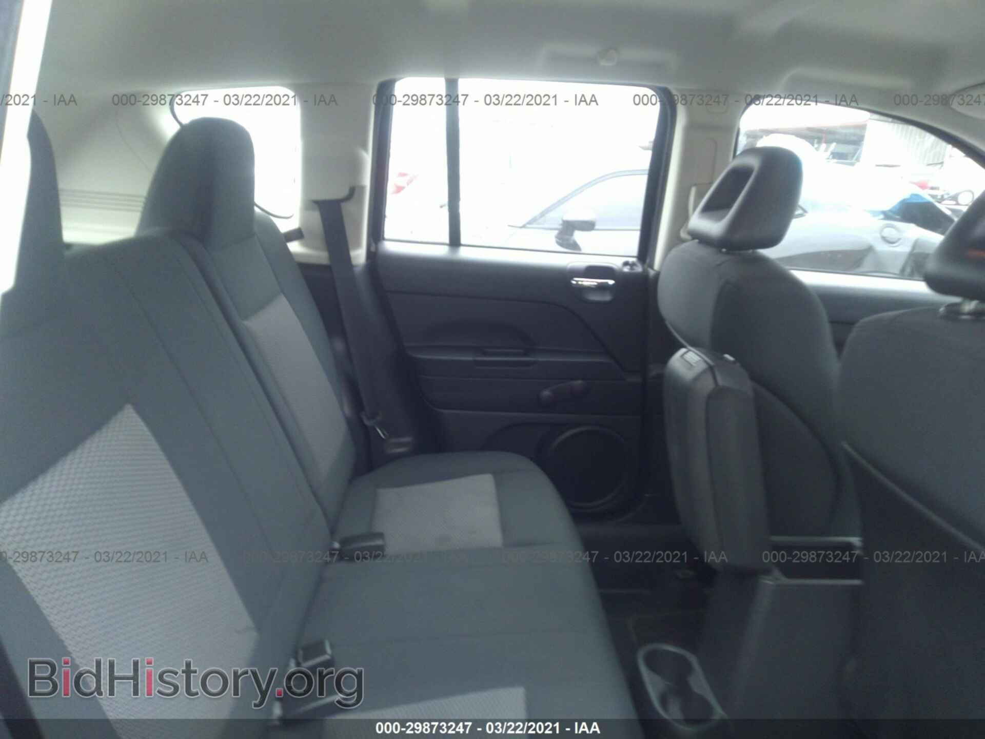 2009 JEEP COMPASS - VIN: 1J4FT47B49D208463 - Фото 8