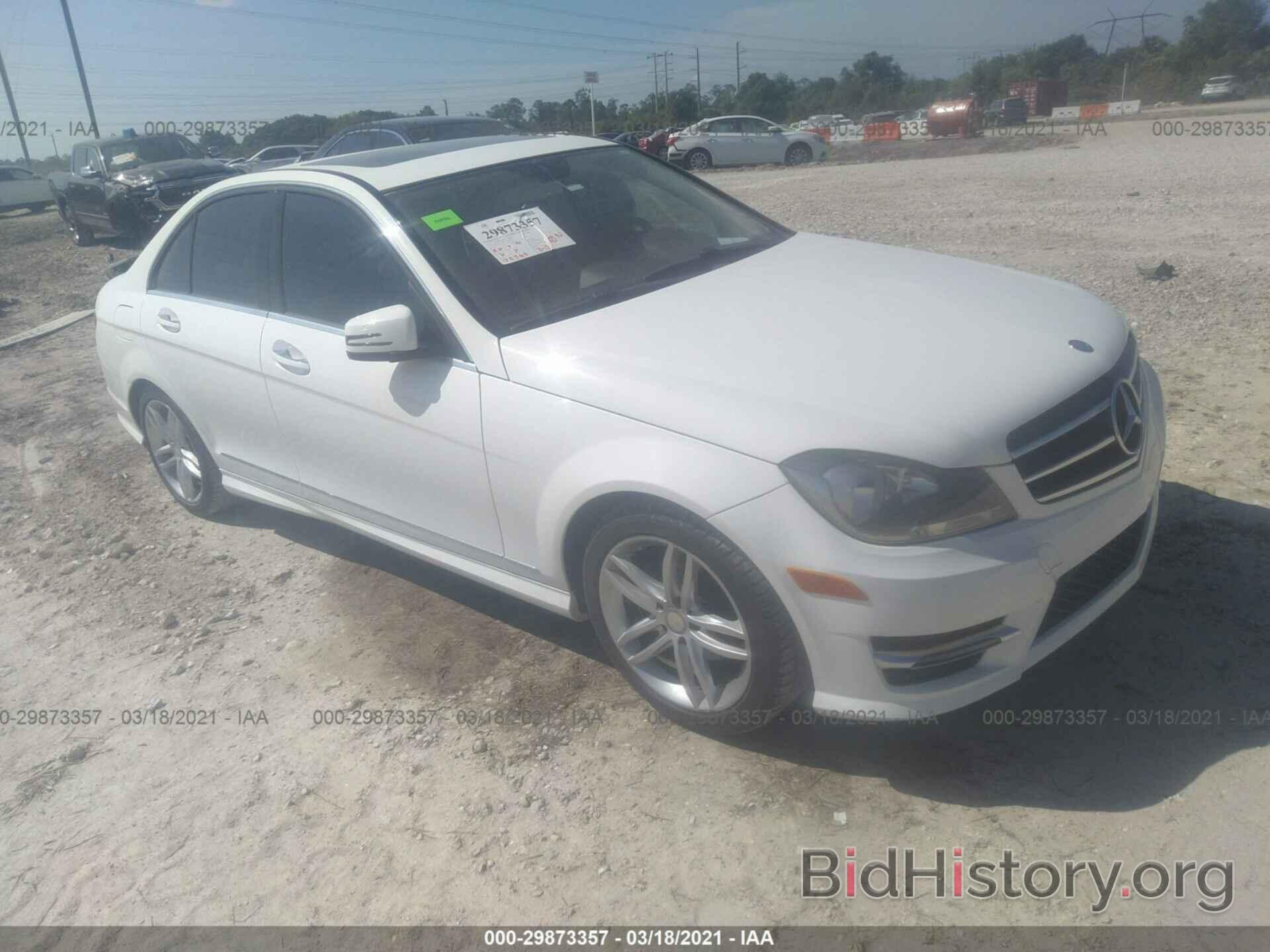 Photo WDDGF4HB6ER314920 - MERCEDES-BENZ C-CLASS 2014