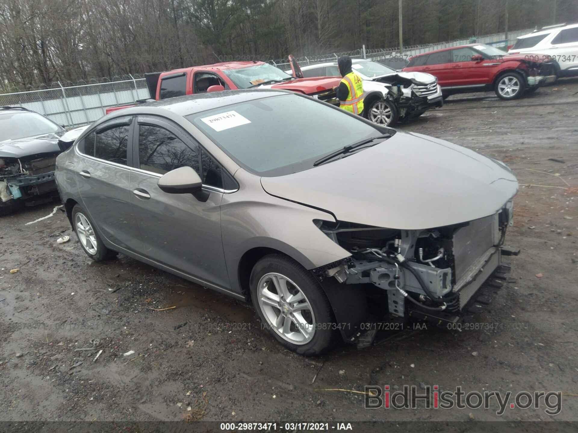 Photo 1G1BE5SM8J7231107 - CHEVROLET CRUZE 2018