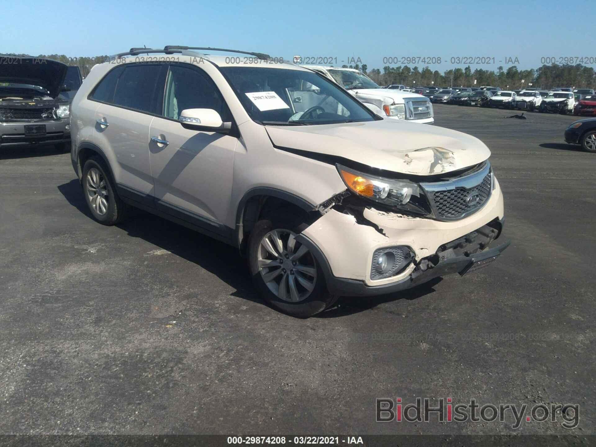 Photo 5XYKU3A14BG089784 - KIA SORENTO 2011