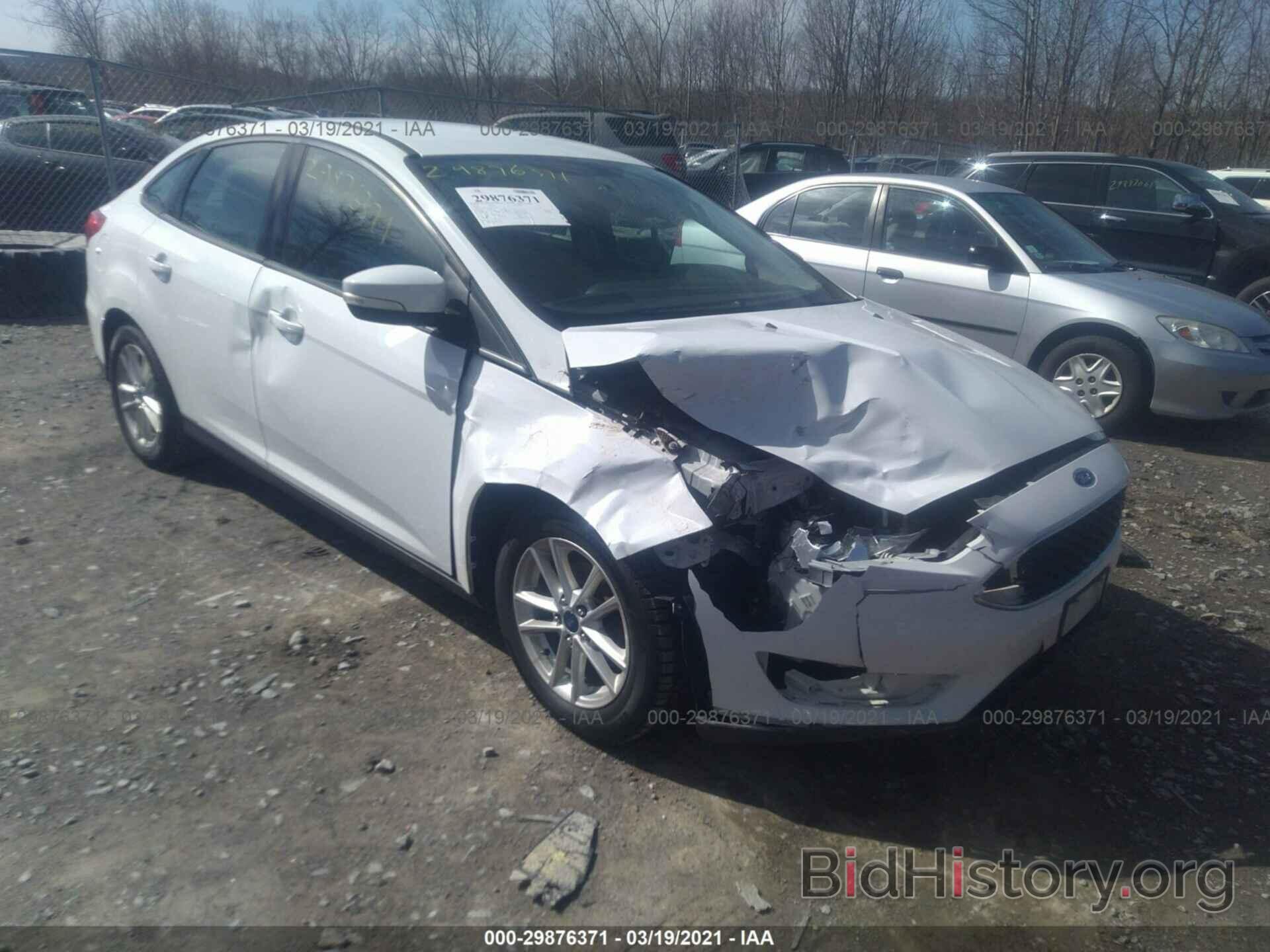 Photo 1FADP3F27GL375812 - FORD FOCUS 2016