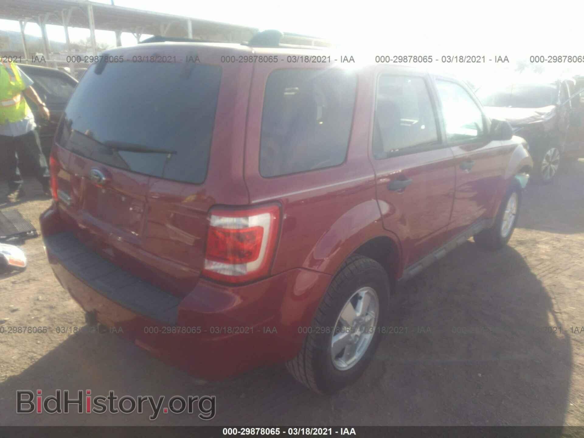 2011 FORD ESCAPE - VIN: 1FMCU0DG1BKA72983 - Фото 4