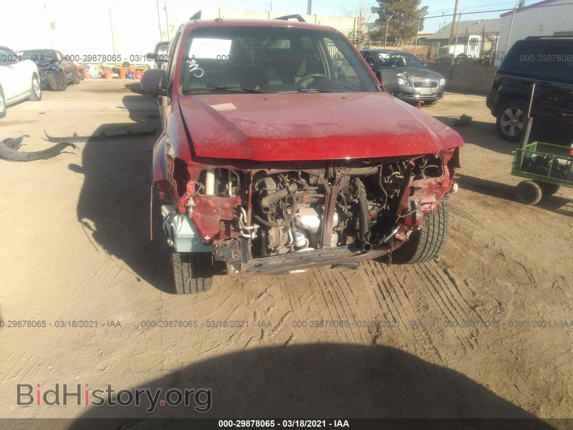 2011 FORD ESCAPE - VIN: 1FMCU0DG1BKA72983 - Фото 6