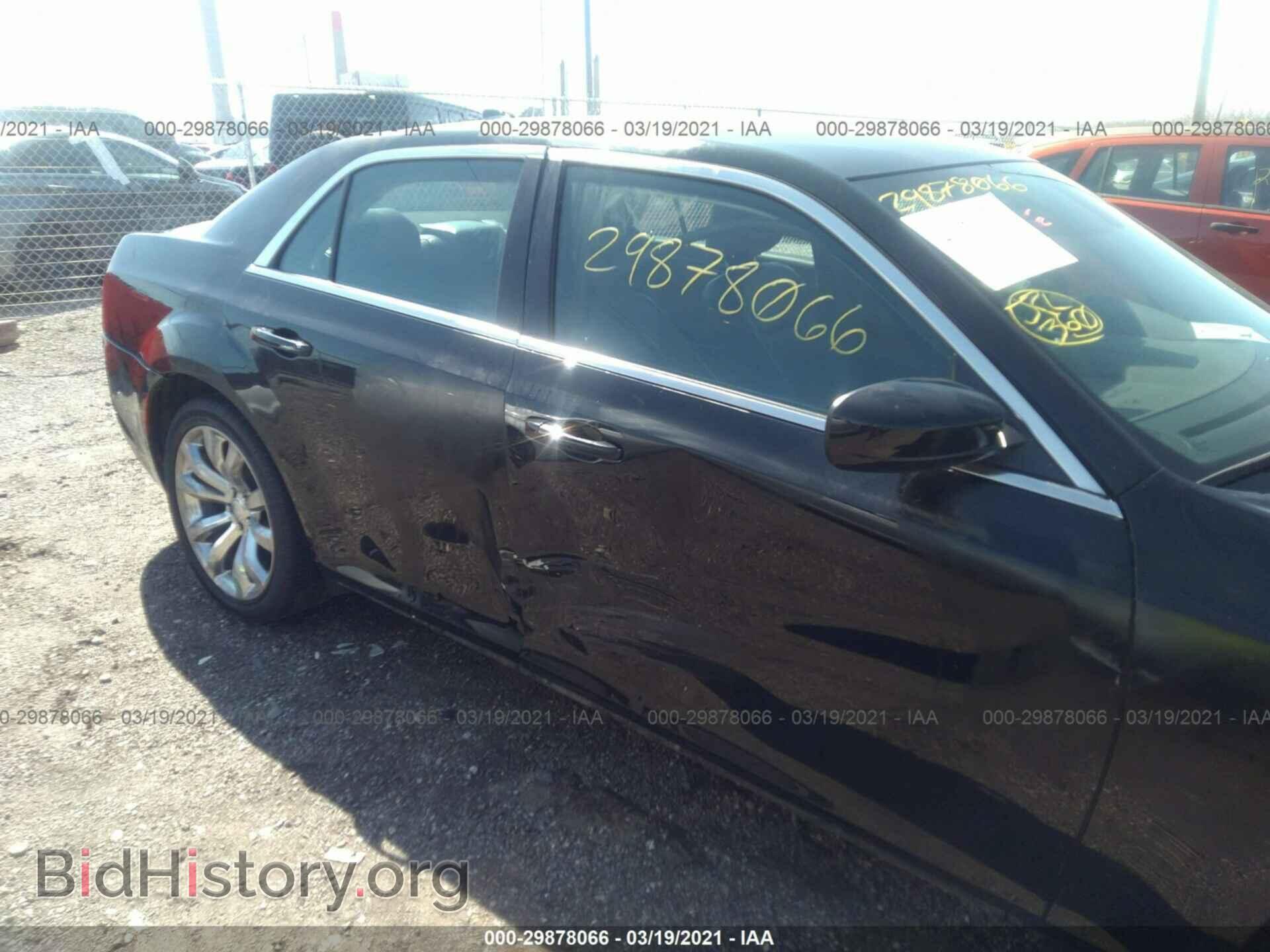 2016 CHRYSLER 300 - VIN: 2C3CCAAG8GH328931 - Фото 6