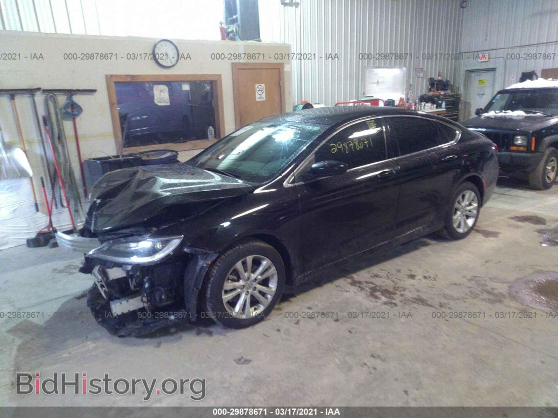2015 CHRYSLER 200 - VIN: 1C3CCCAB1FN557585 - Photo 2