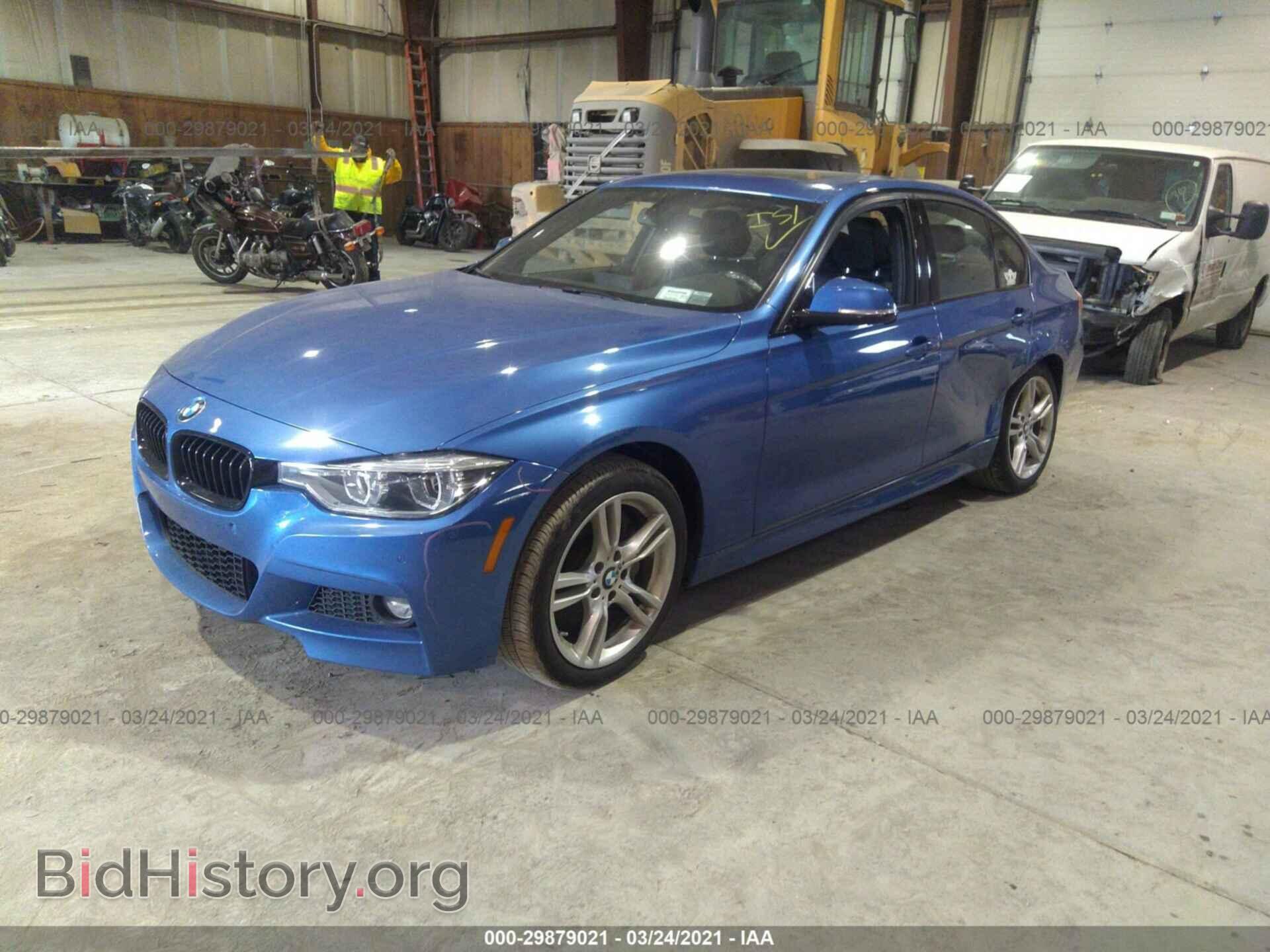 2016 BMW 3 SERIES - VIN: WBA8E3G58GNU05475 - Фото 2