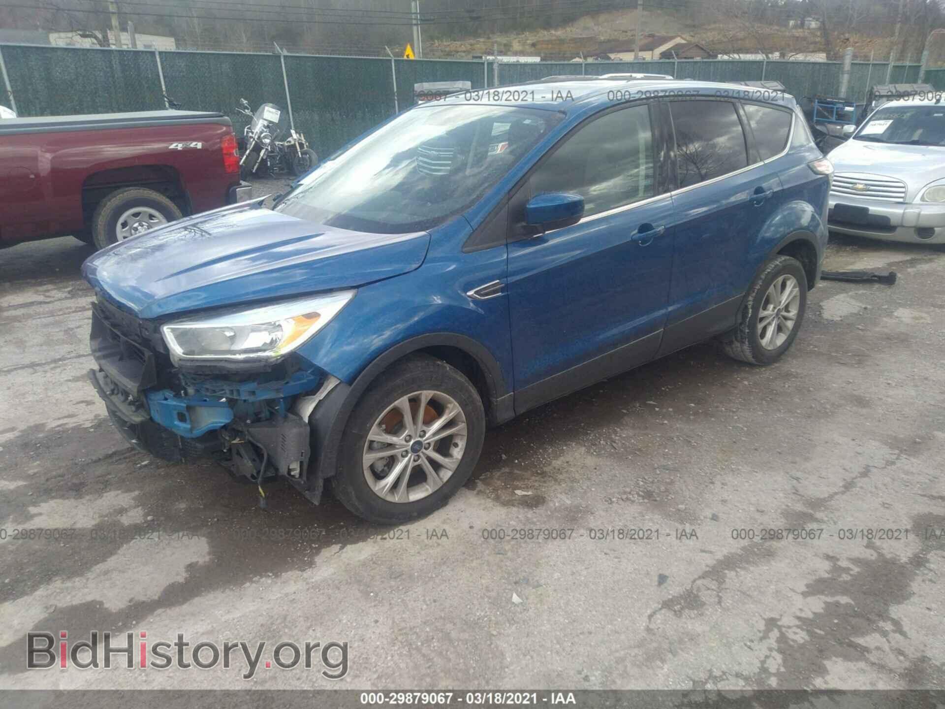 2017 FORD ESCAPE - VIN: 1FMCU0G9XHUB39946 - Photo 2