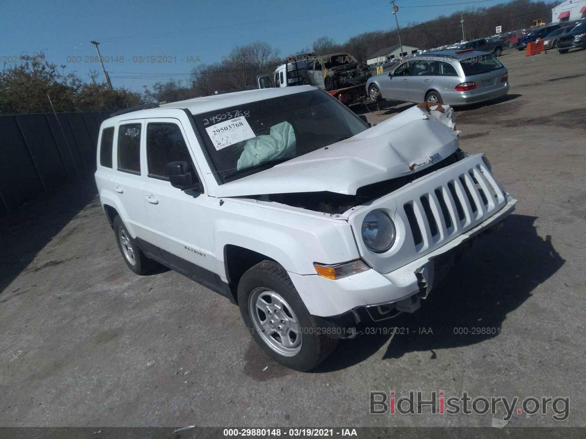 Photo 1C4NJPBA0FD343359 - JEEP PATRIOT 2015