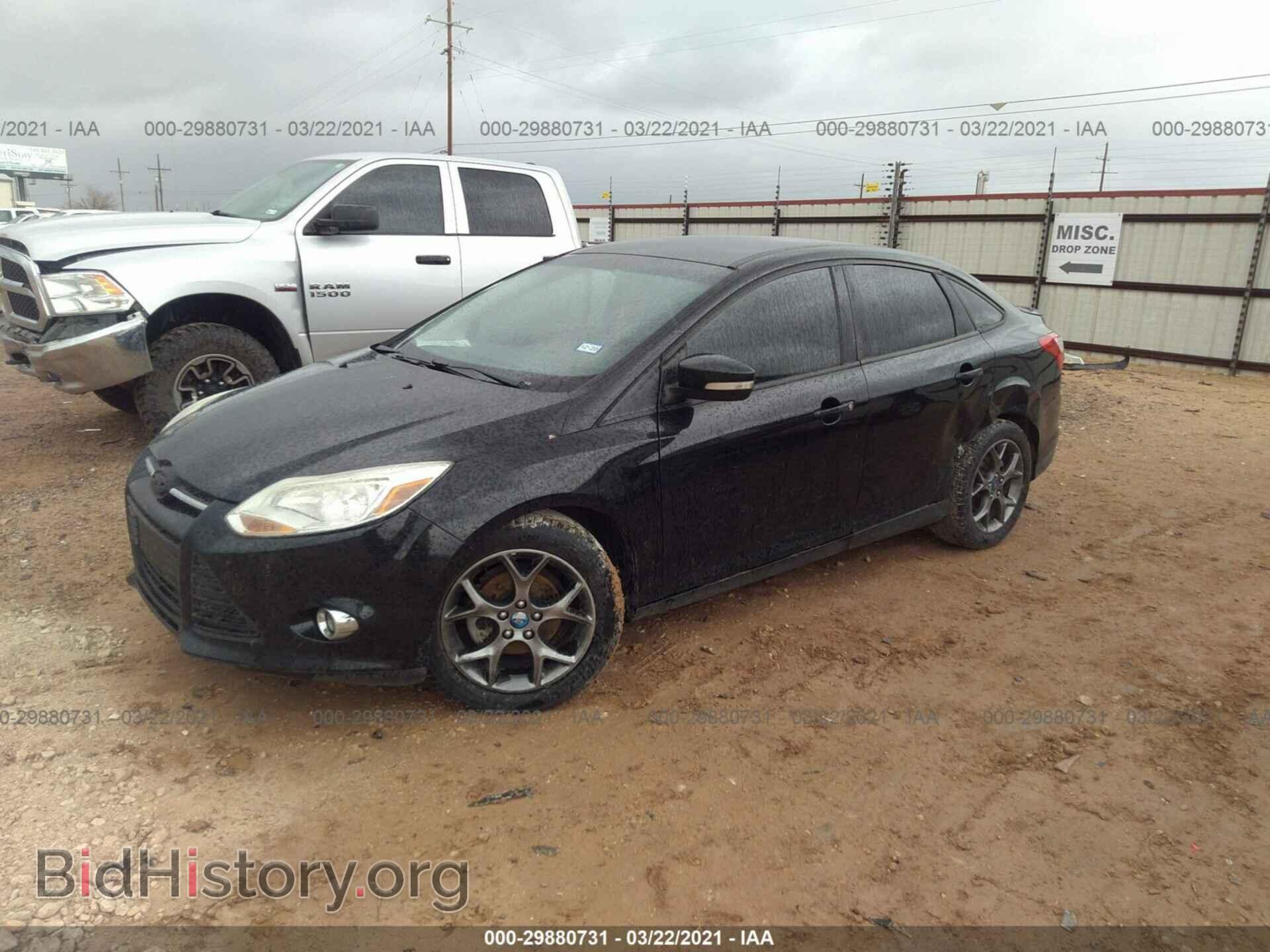 2013 FORD FOCUS - VIN: 1FADP3F28DL246229 - Фото 2