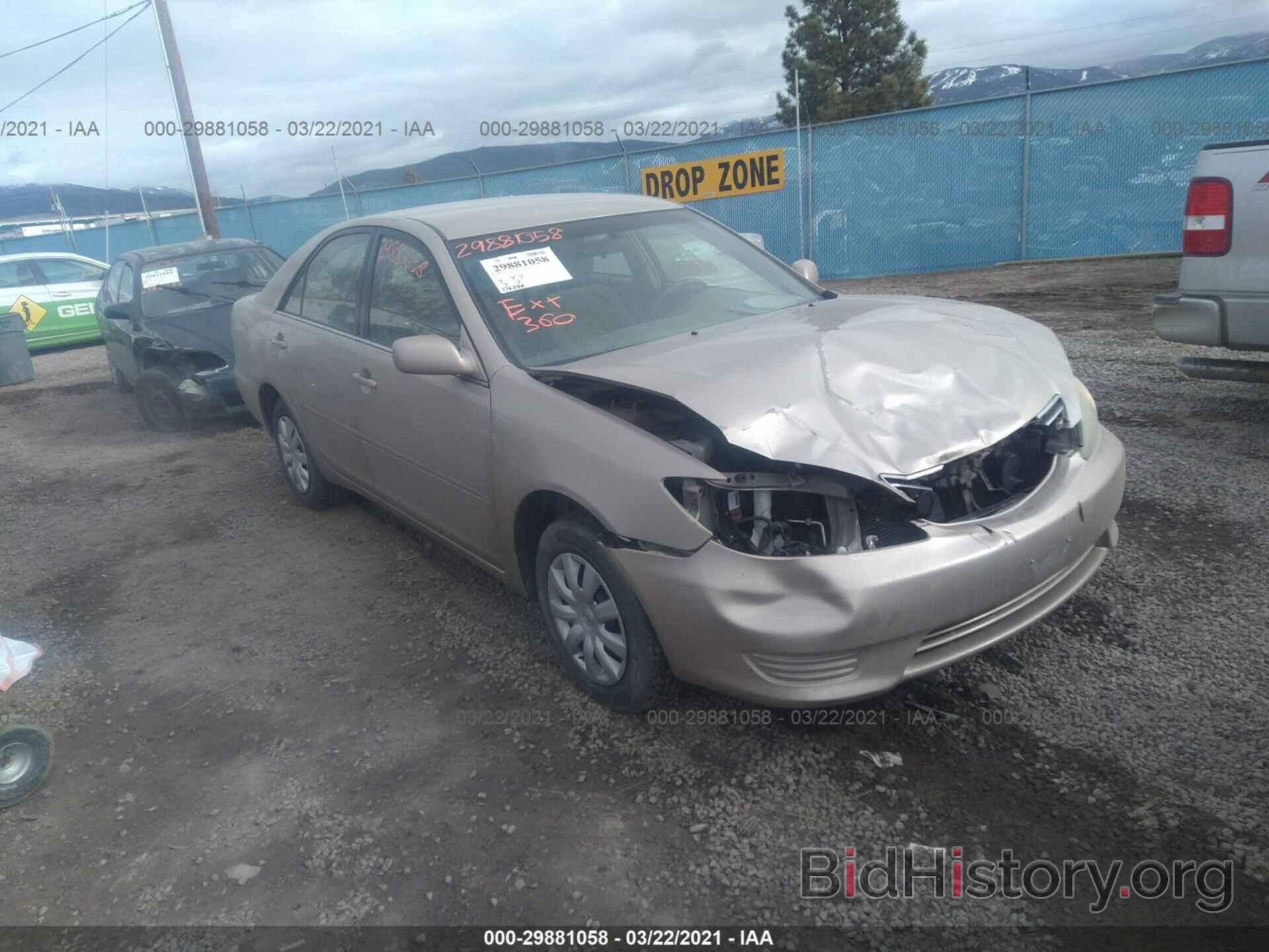 Photo 4T1BE32K96U119446 - TOYOTA CAMRY 2006