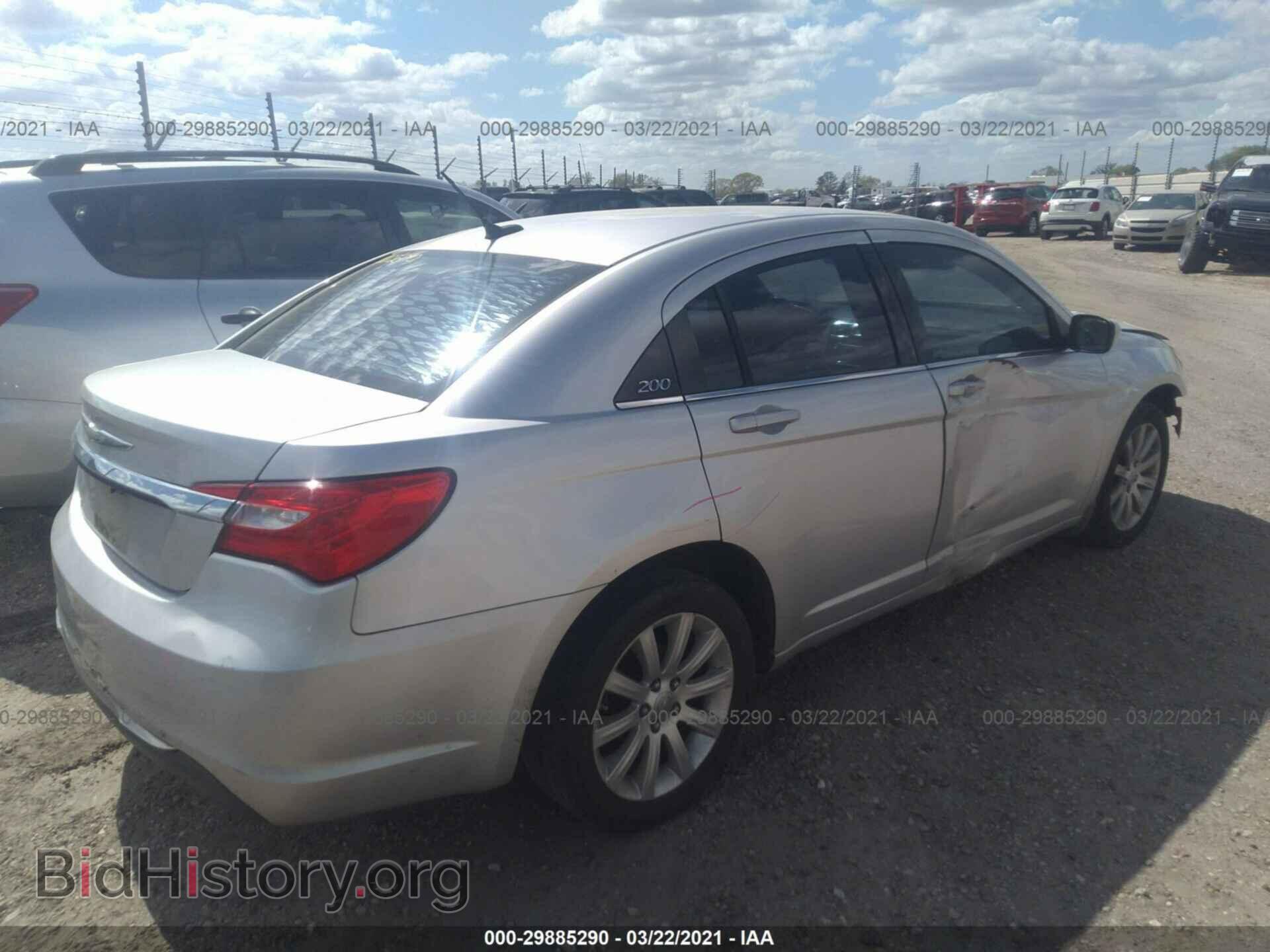 2012 CHRYSLER 200 - VIN: 1C3CCBBB7CN135812 - Фото 4