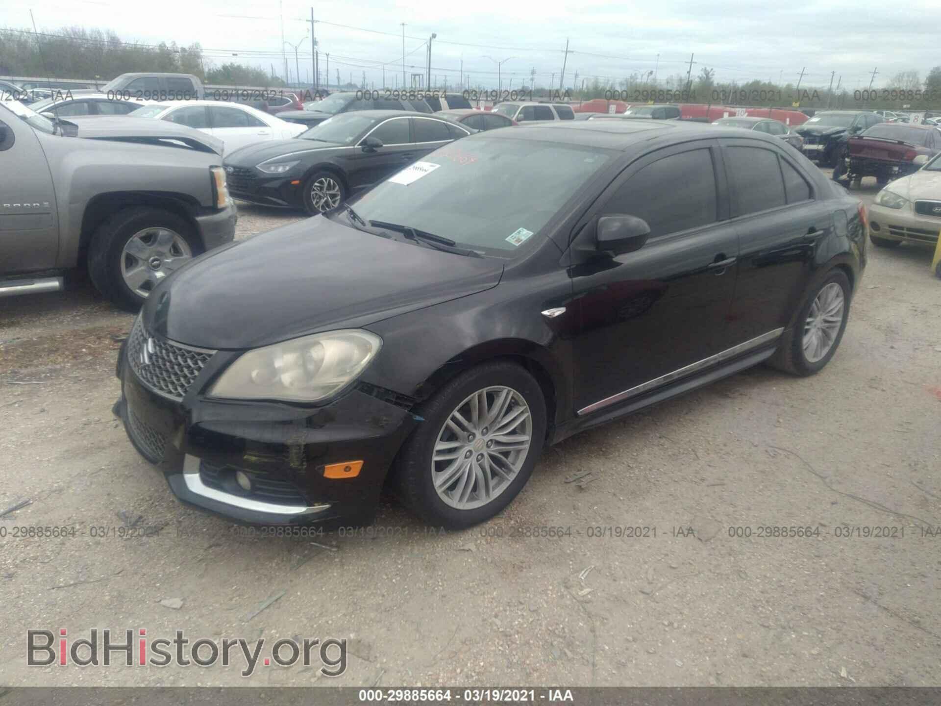 2011 SUZUKI KIZASHI - VIN: JS2RE9A67B6110341 - Фото 2