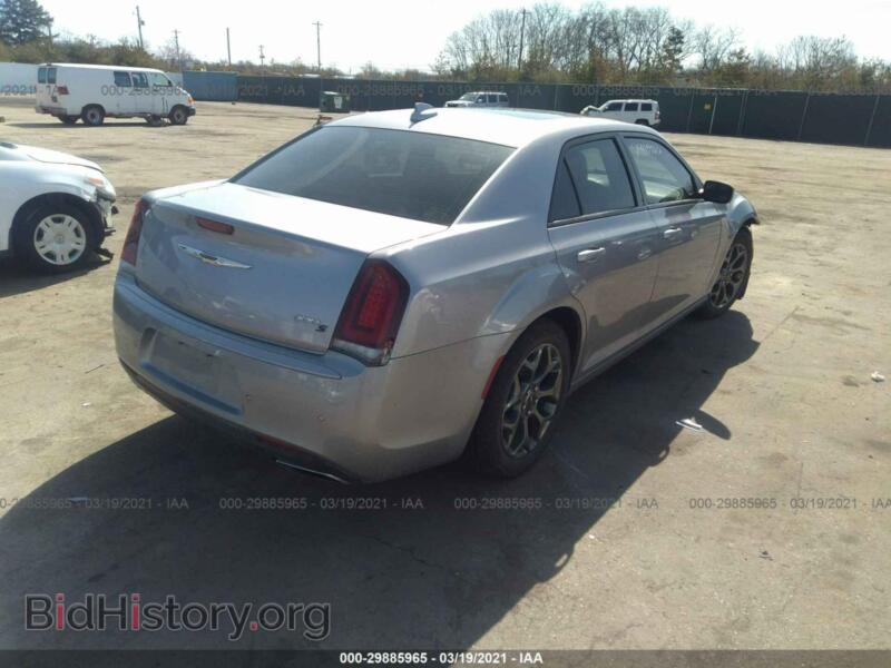 2017 Chrysler 300 (VIN 2C3CCAGG6HH506702) — фото 4 из 11