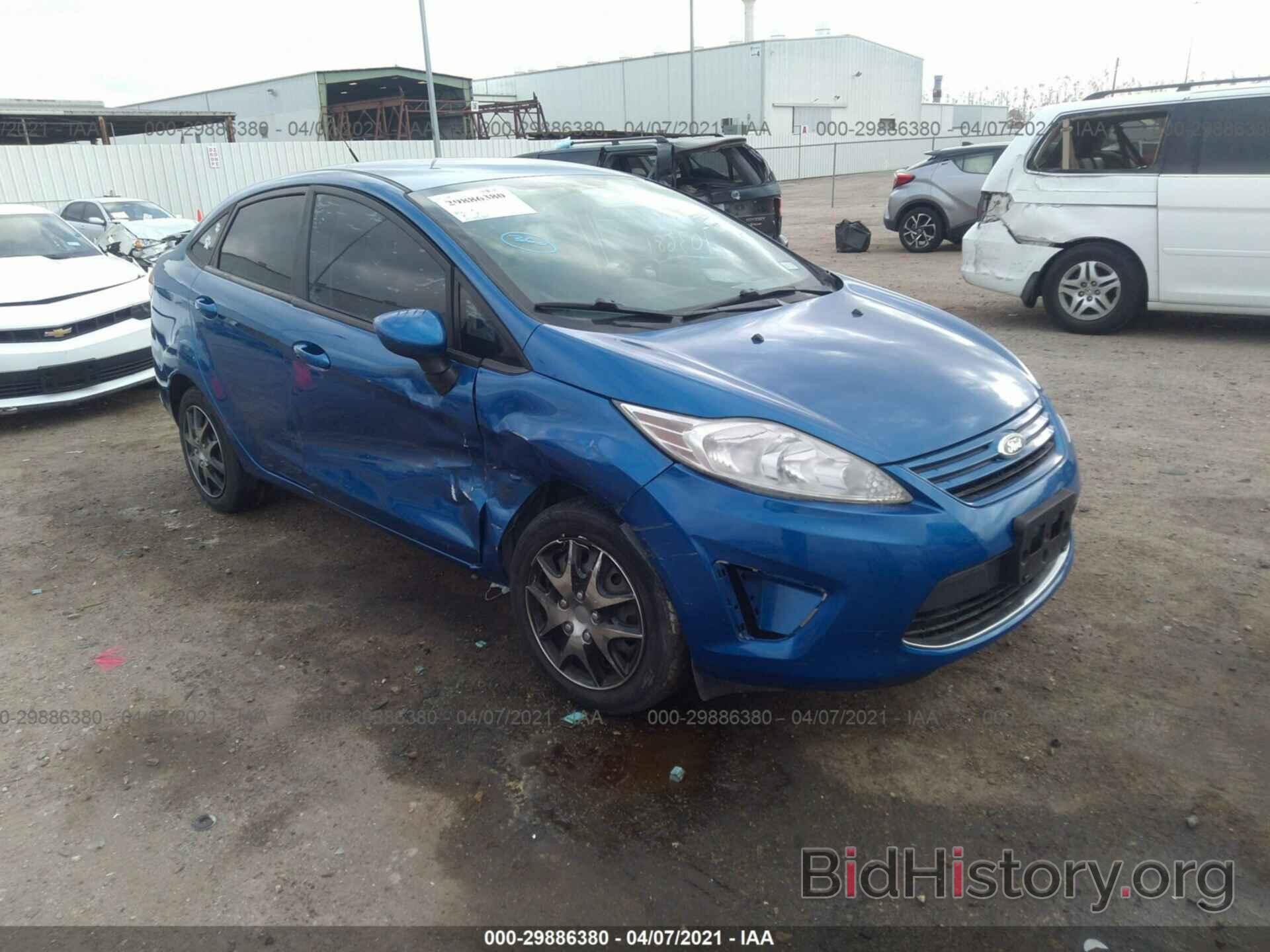 Фотография 3FADP4AJ3BM202848 - FORD FIESTA 2011