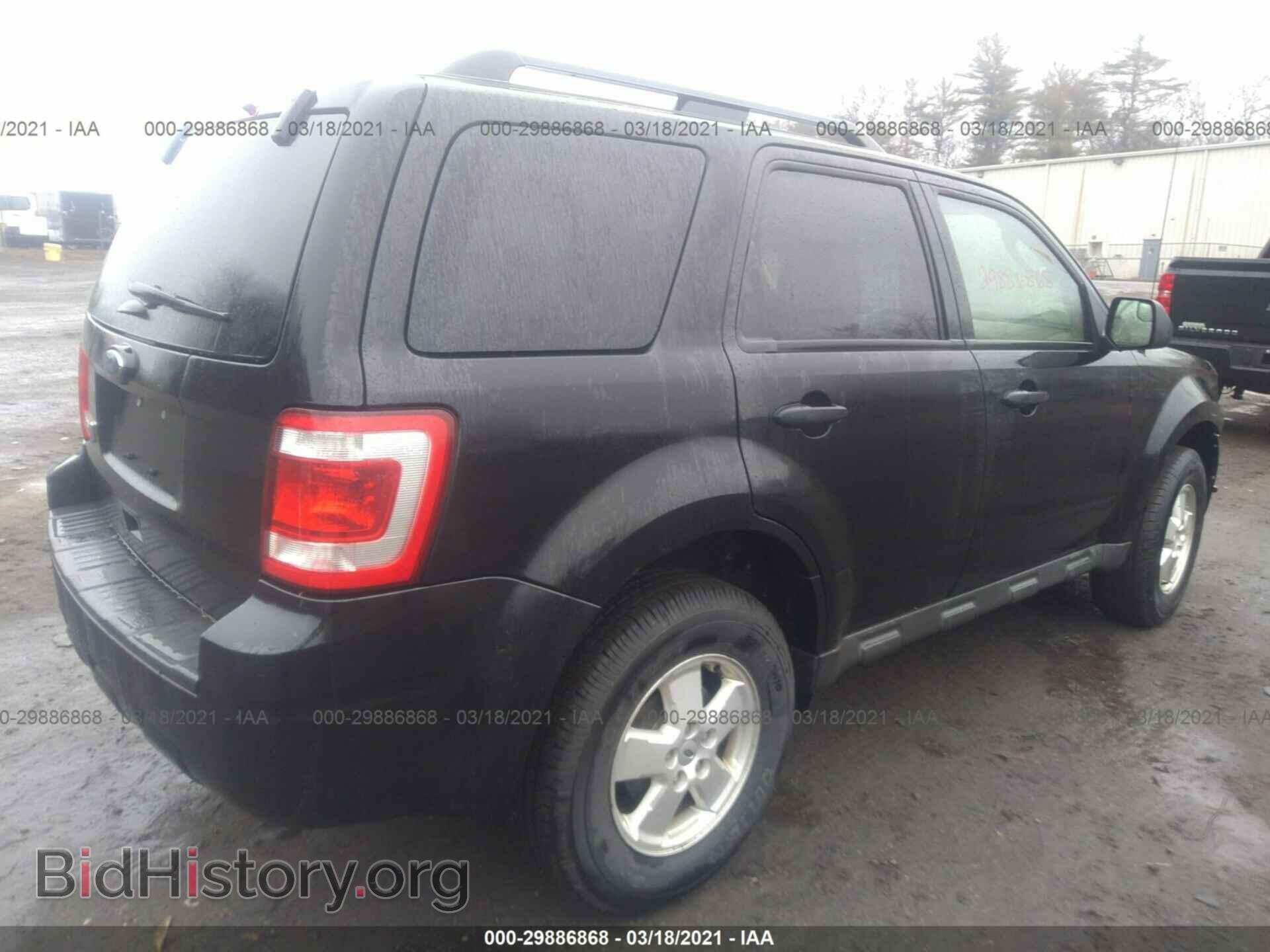 2011 FORD ESCAPE - VIN: 1FMCU0D77BKA90422 - Фото 4