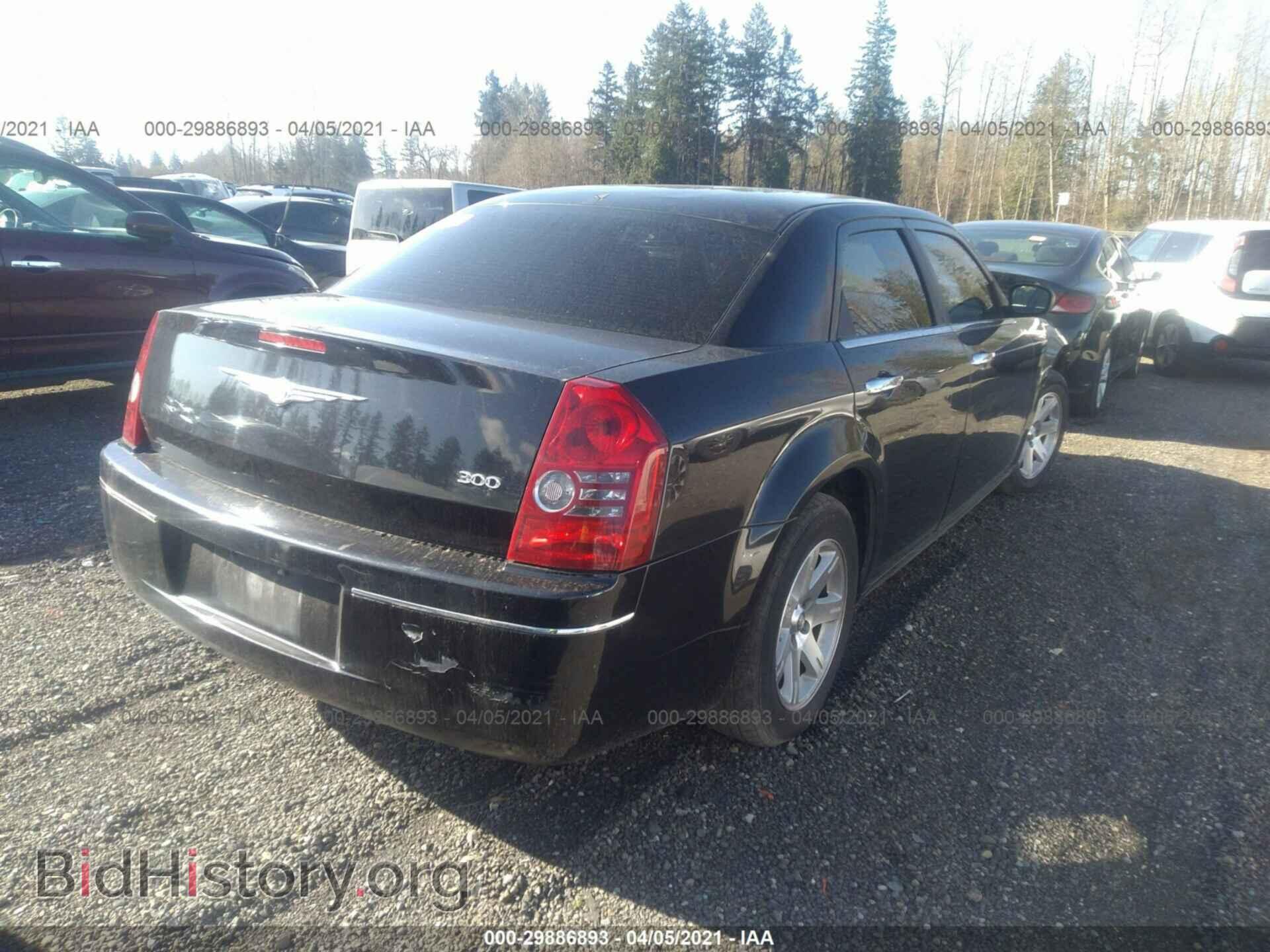 2010 CHRYSLER 300 - VIN: 2C3CA4CD3AH105505 - Фото 4