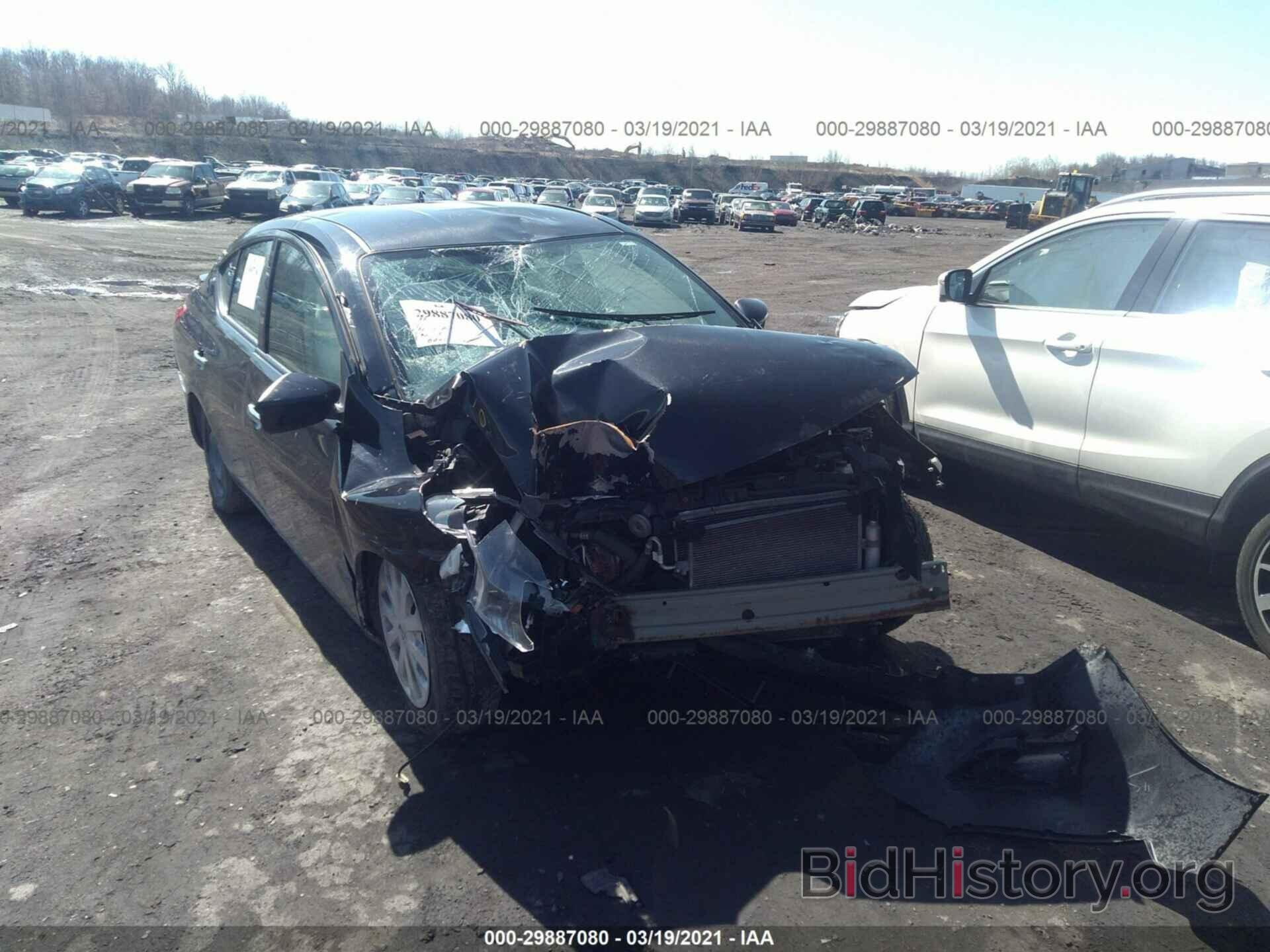 Photo 3N1CN7AP5HL848265 - NISSAN VERSA SEDAN 2017