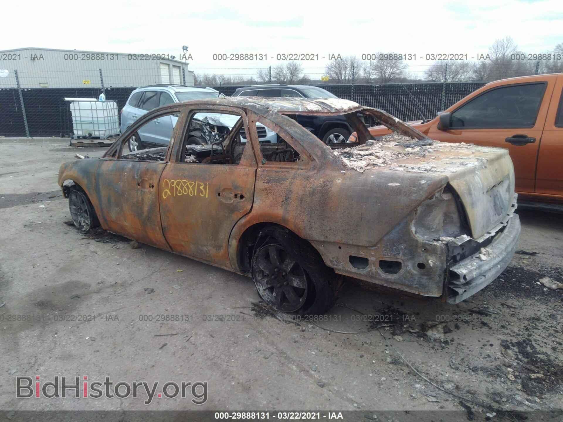 2007 FORD FIVE HUNDRED - VIN: 1FAHP24197G124837 - Photo 3