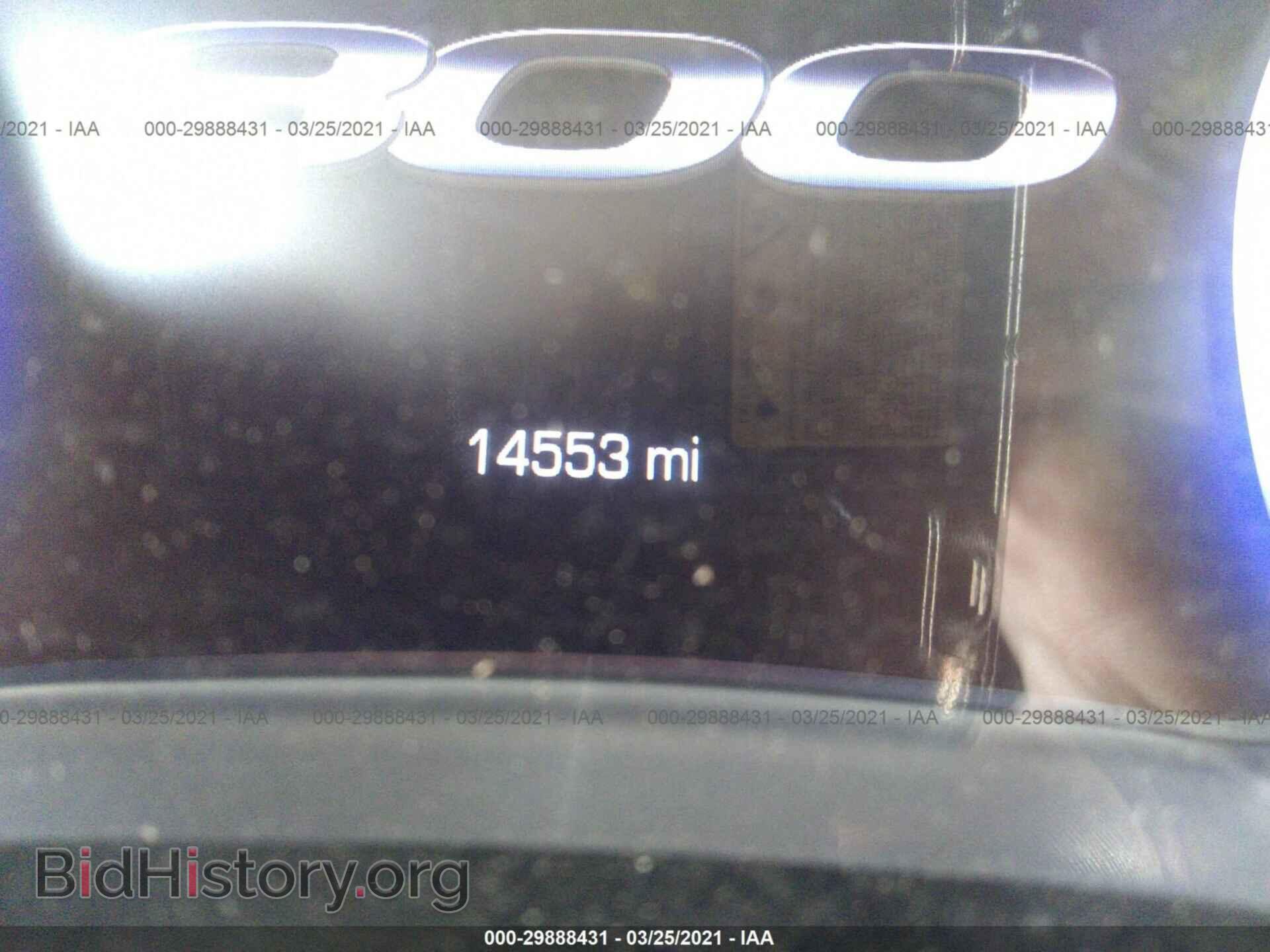 2019 CHRYSLER 300 - VIN: 2C3CCAAG6KH727197 - Фото 7