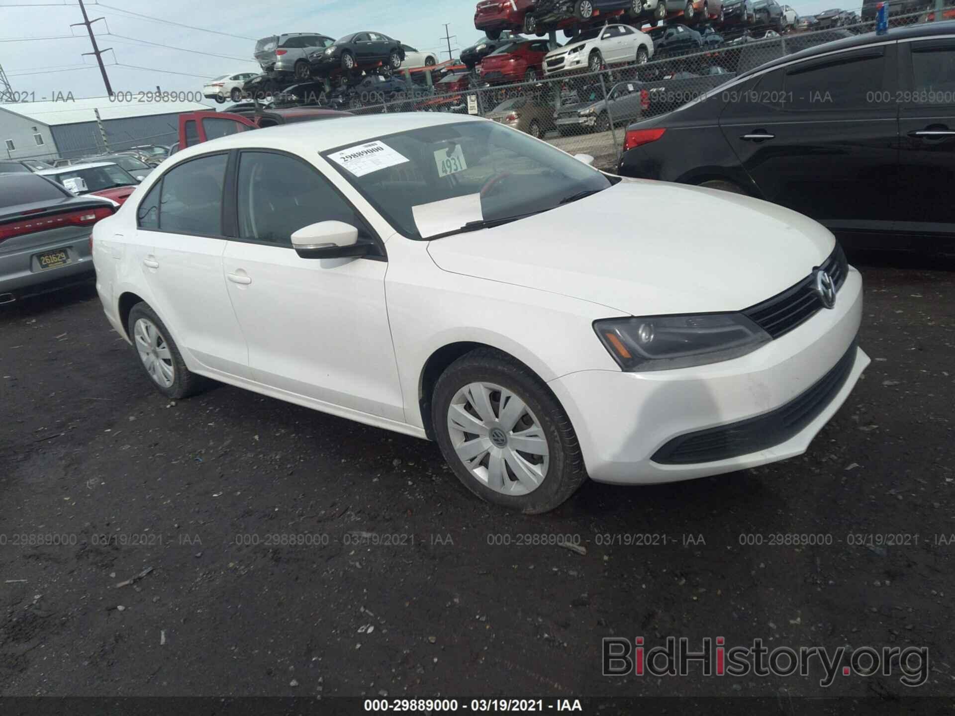 Photo 3VWD17AJ2EM241462 - VOLKSWAGEN JETTA SEDAN 2014