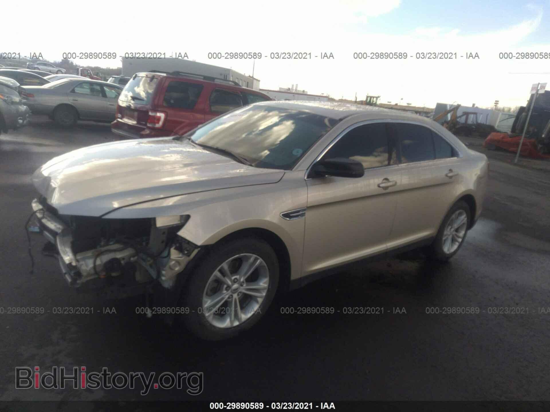 2017 FORD TAURUS - VIN: 1FAHP2D82HG137489 - Фото 2