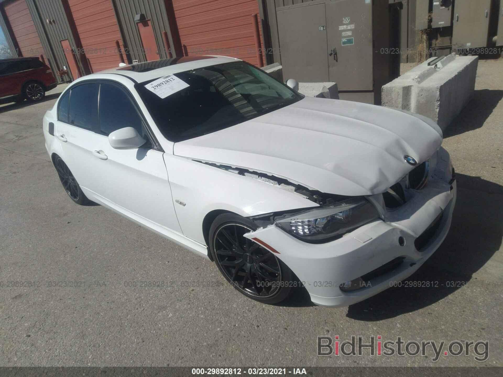 Photo WBAPK7G56BNN78514 - BMW 3 SERIES 2011