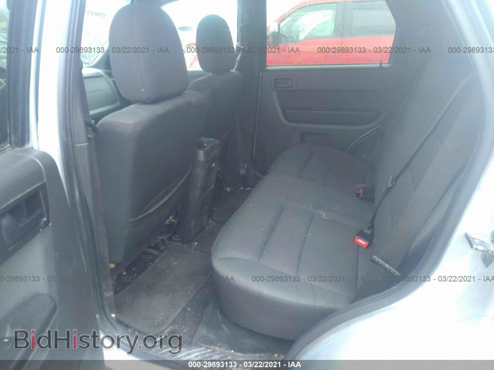 2011 FORD ESCAPE - VIN: 1FMCU0D76BKB72495 - Фото 8