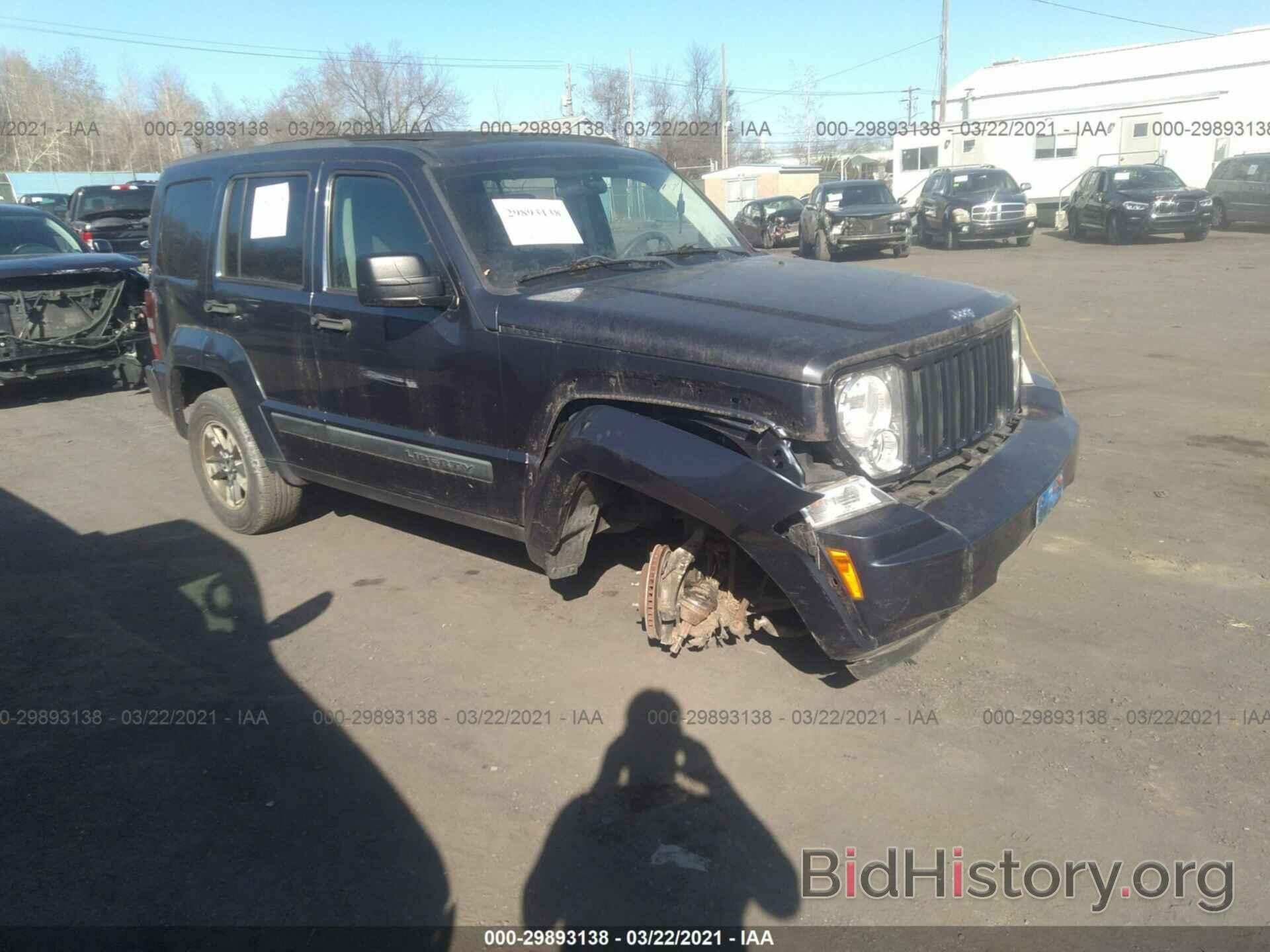 Photo 1J8GN28KX8W271036 - JEEP LIBERTY 2008