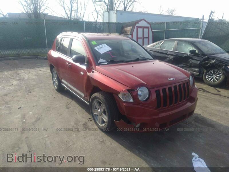 2010 Jeep COMPASS Latitude (VIN 1J4NF1FBXAD640725) — photo 1 of 11, IAAI, damage: right front