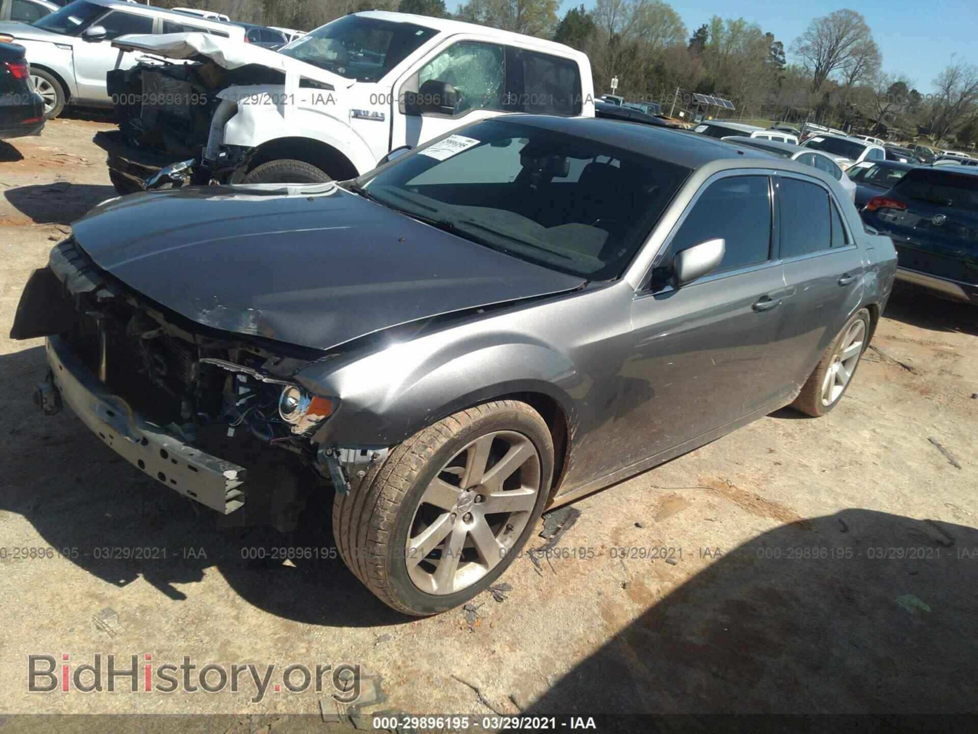 2012 CHRYSLER 300 - VIN: 2C3CCAFJ2CH800734 - Photo 2