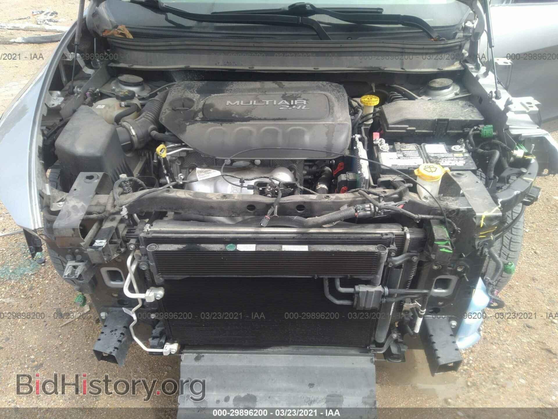 2016 JEEP CHEROKEE - VIN: 1C4PJLCB4GW284329 - Фото 10