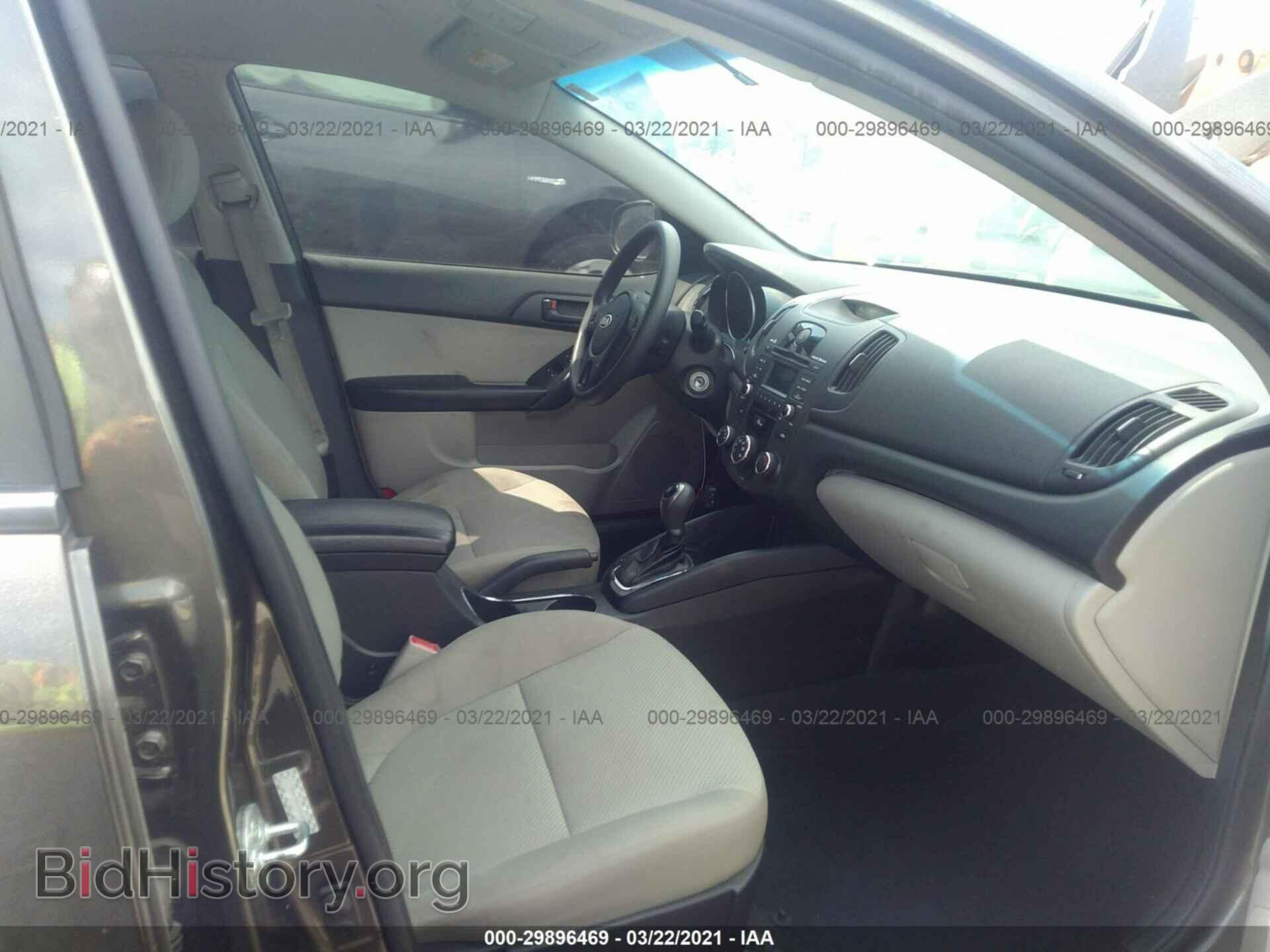 2011 KIA FORTE - VIN: KNAFU4A27B5381015 - Фото 5