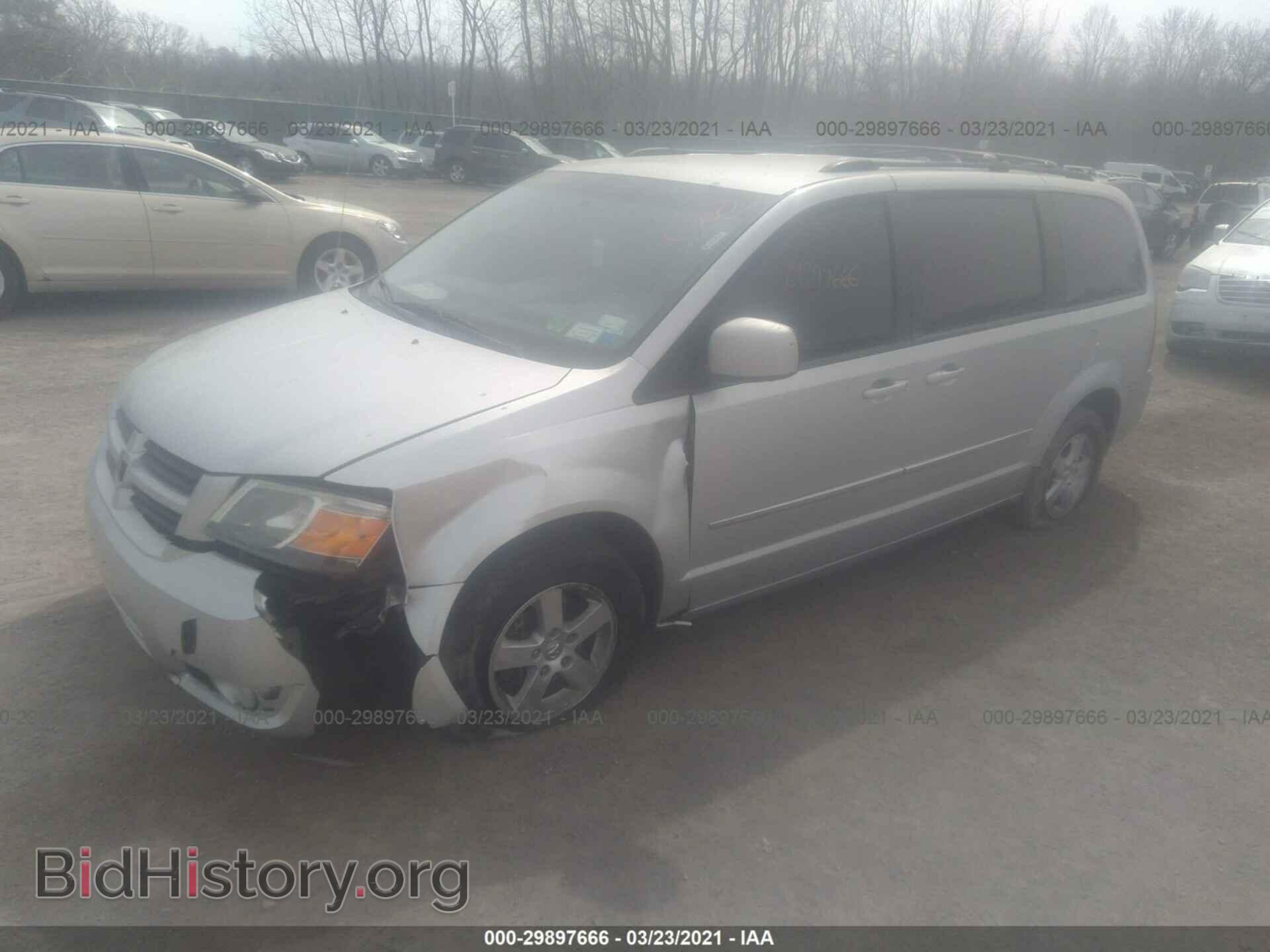 2010 DODGE GRAND CARAVAN - VIN: 2D4RN5D16AR490088 - Фото 2