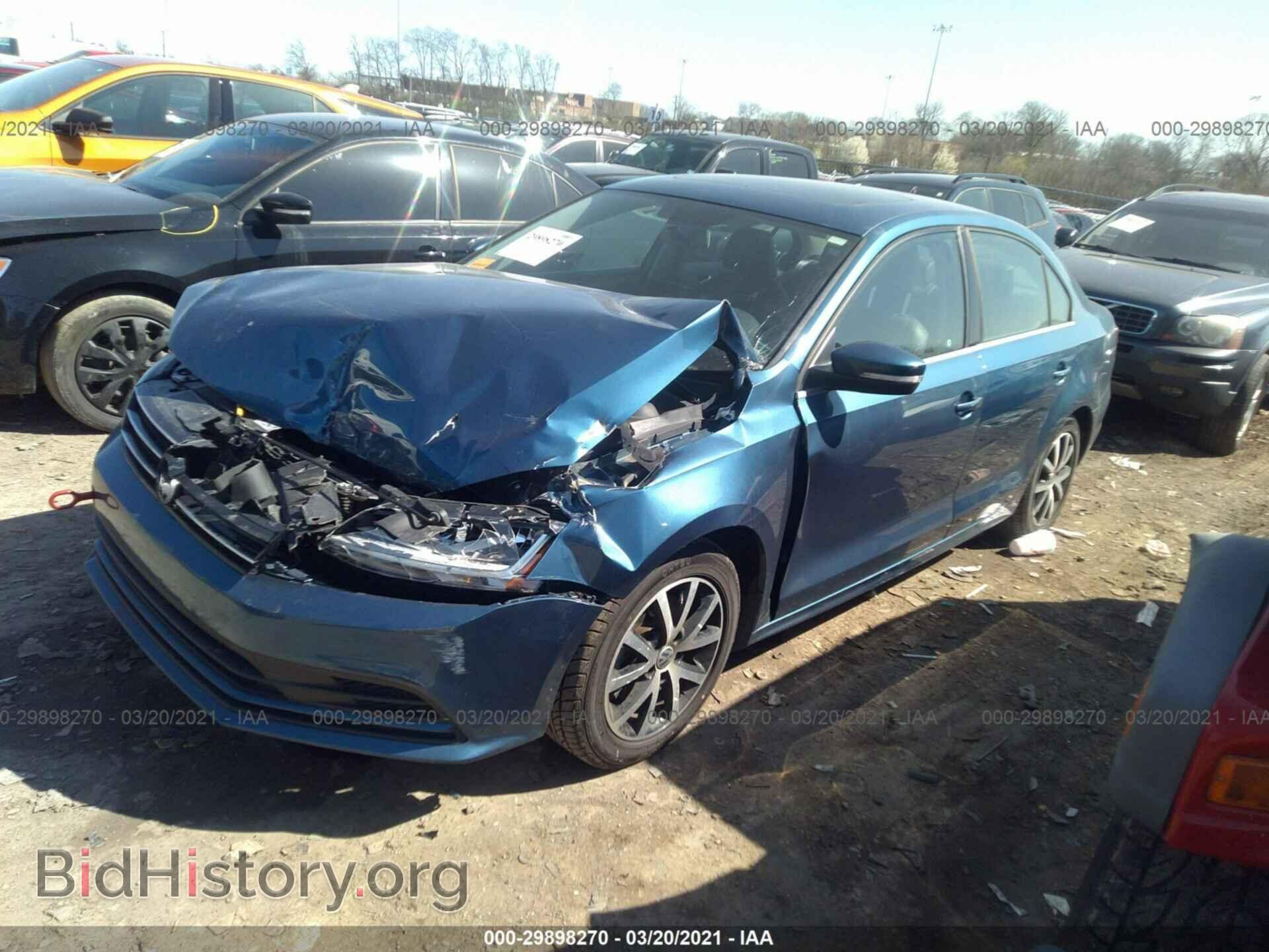 2017 VOLKSWAGEN JETTA - VIN: 3VWDB7AJ1HM387384 - Фото 2