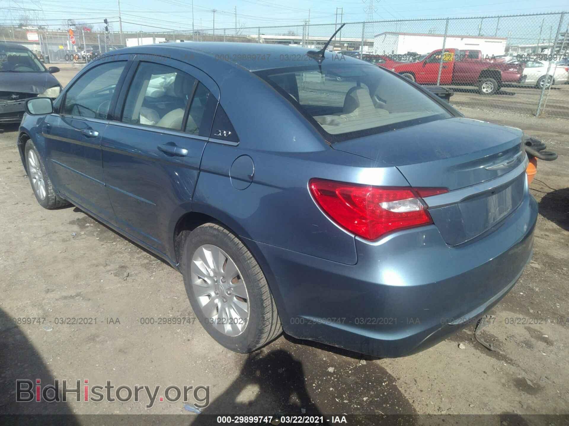 2011 CHRYSLER 200 - VIN: 1C3BC4FB2BN560032 - Photo 3