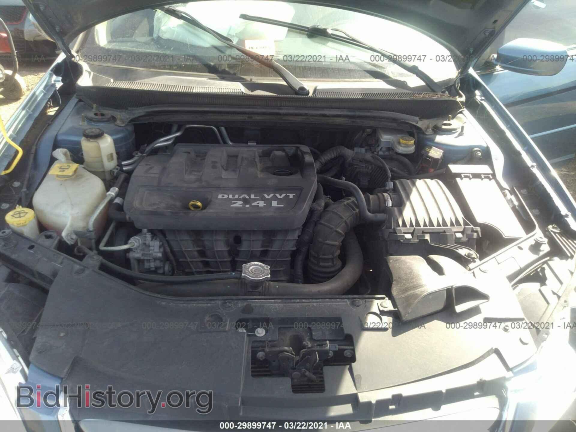 2011 CHRYSLER 200 - VIN: 1C3BC4FB2BN560032 - Photo 10