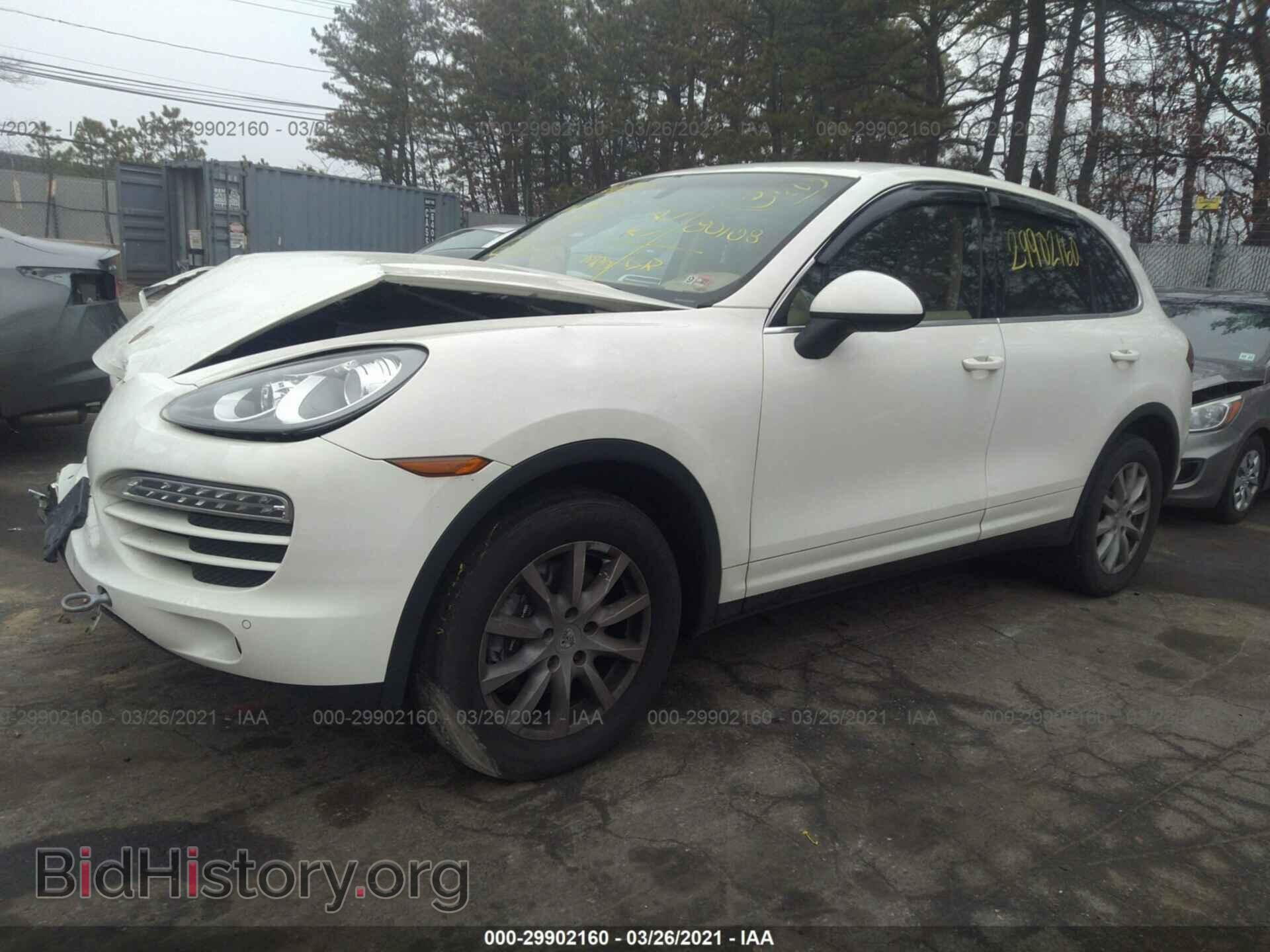 2011 PORSCHE CAYENNE - VIN: WP1AA2A23BLA05061 - Фото 2