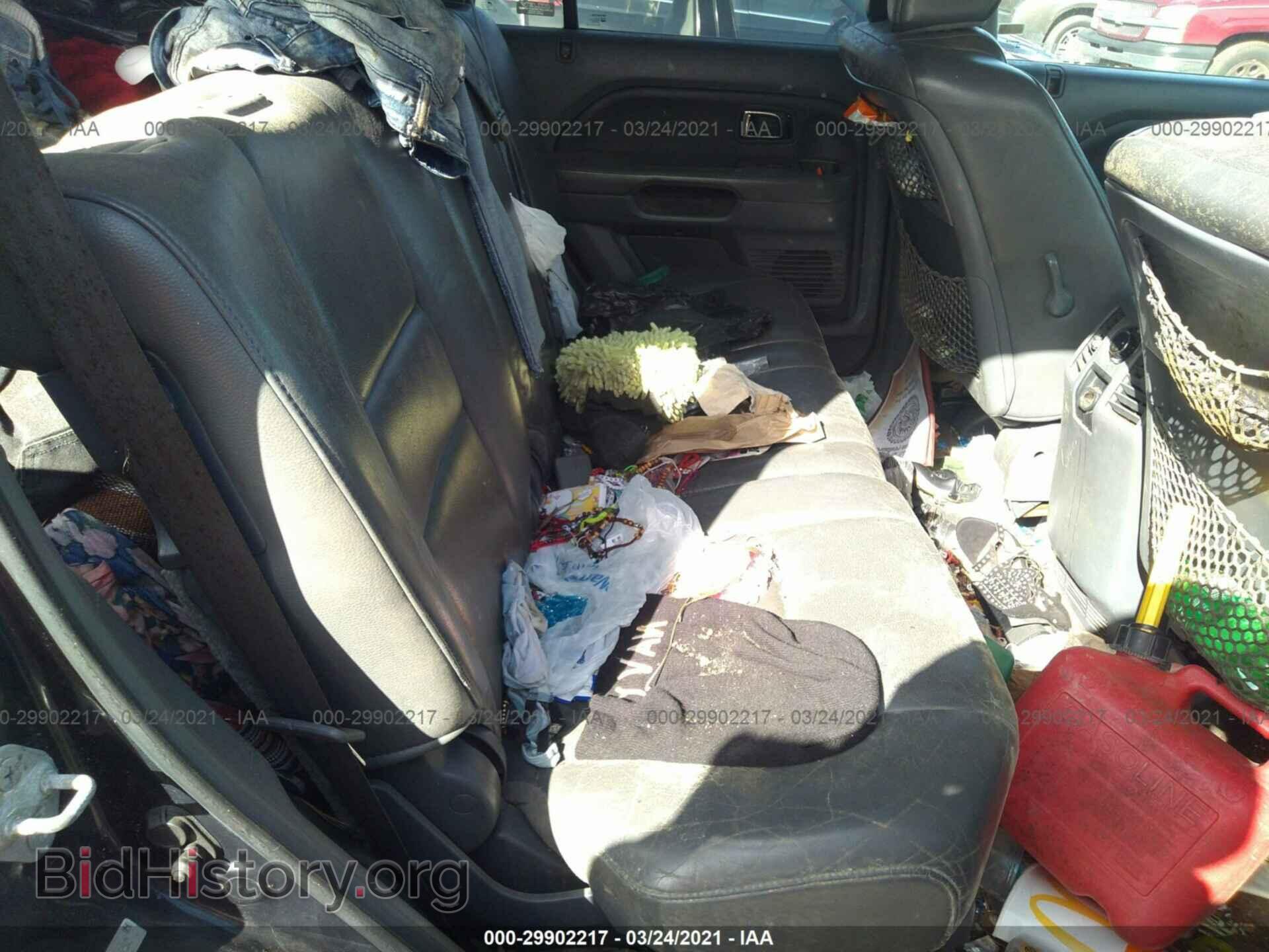 2006 HONDA PILOT - VIN: 5FNYF28596B024952 - Фото 8