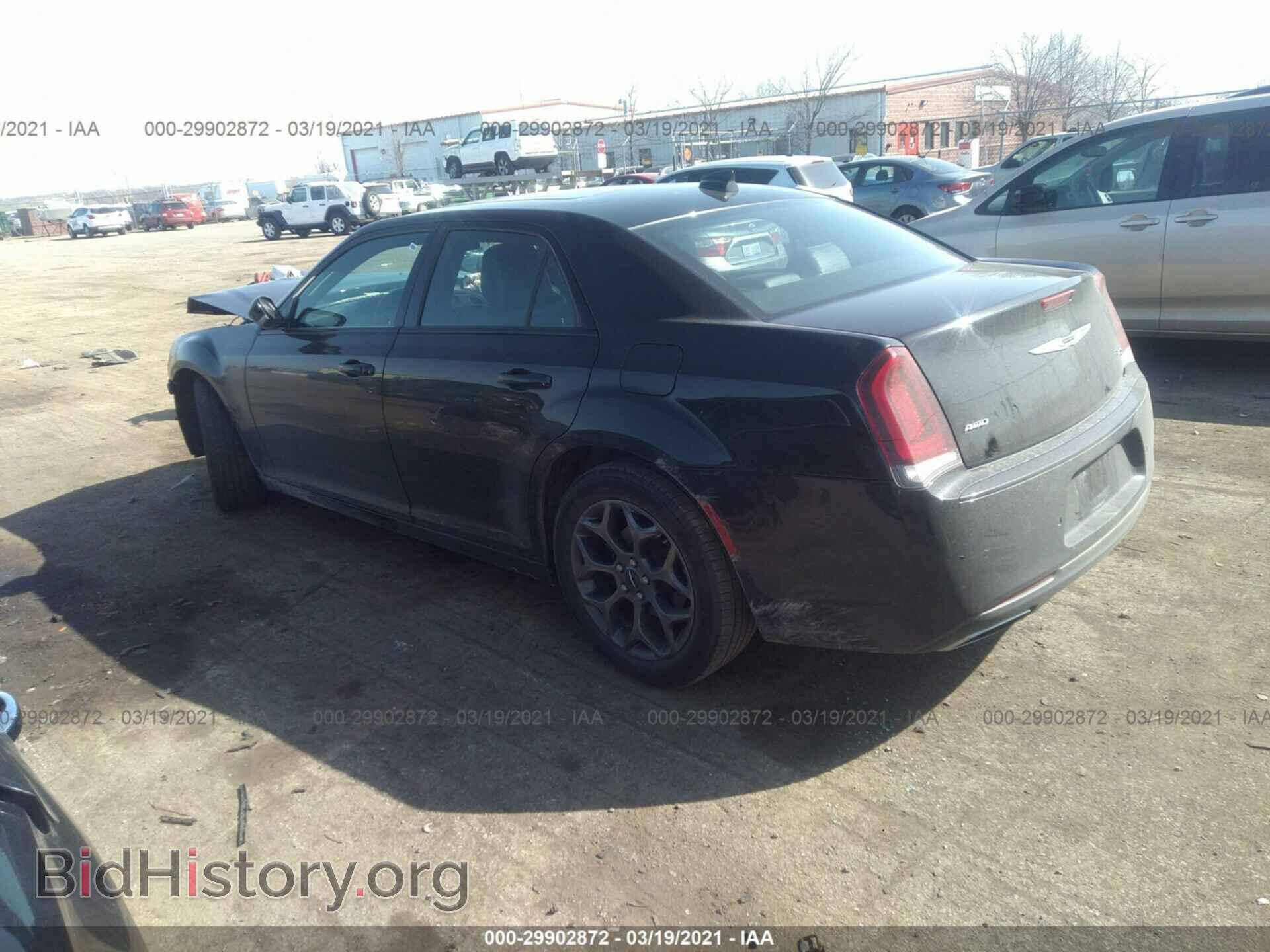 2018 CHRYSLER 300 - VIN: 2C3CCAGG0JH141827 - Фото 3