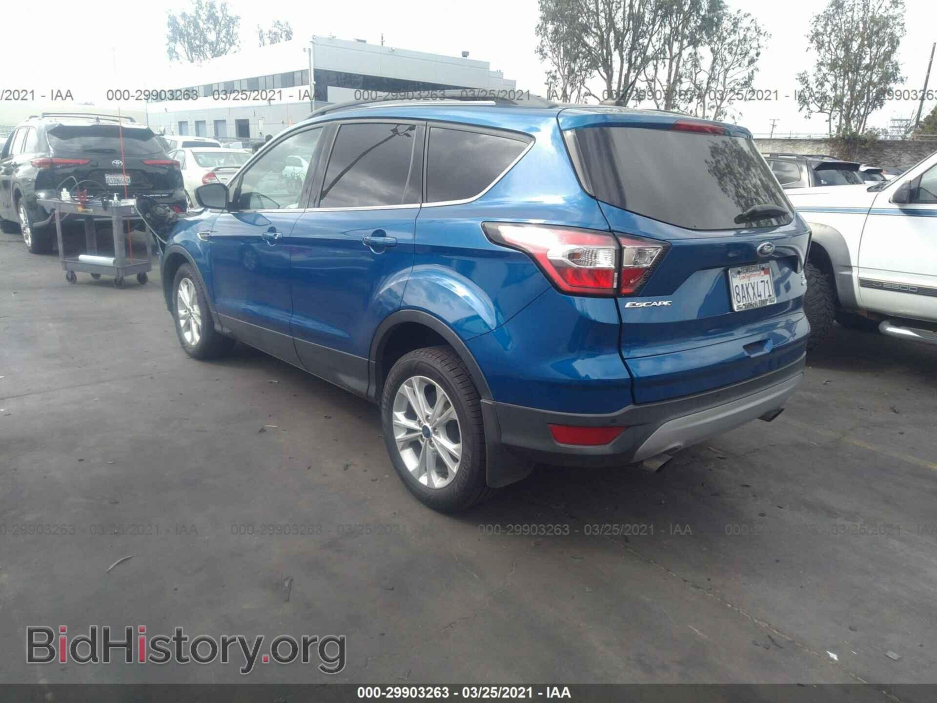 2017 FORD ESCAPE - VIN: 1FMCU0G99HUF08439 - Фото 3