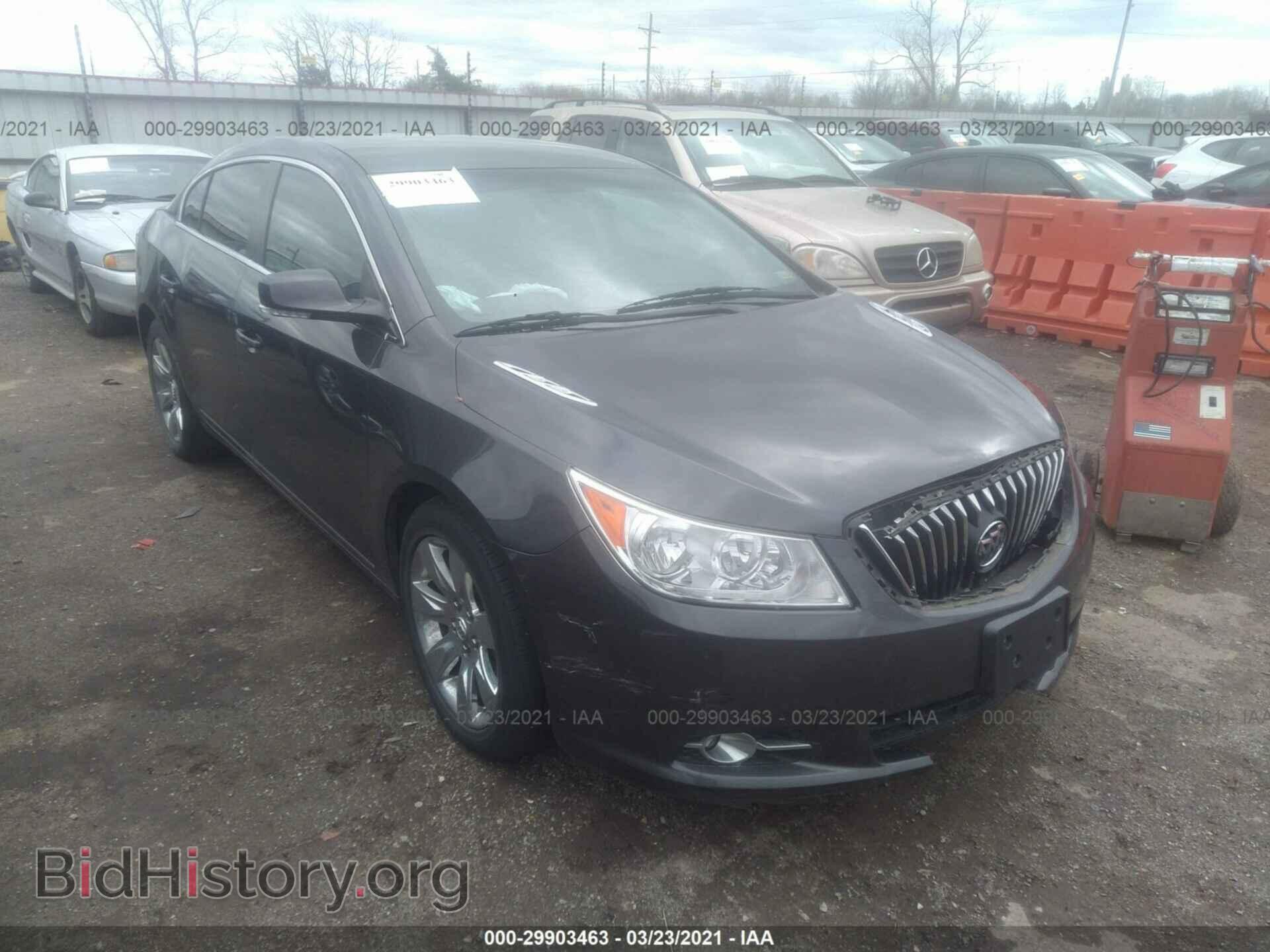 Photo 1G4GC5E31DF123942 - BUICK LACROSSE 2013