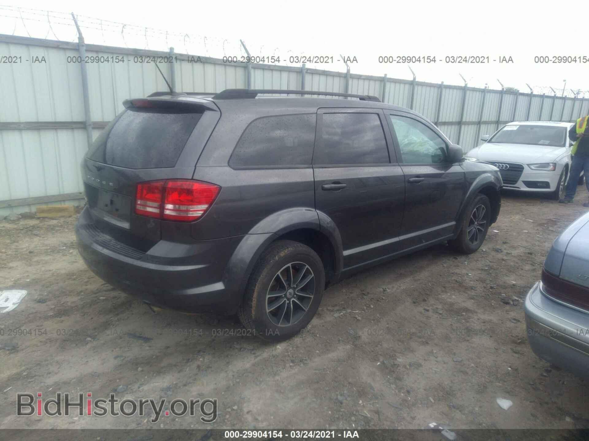 2018 DODGE JOURNEY - VIN: 3C4PDCAB7JT447644 - Фото 4