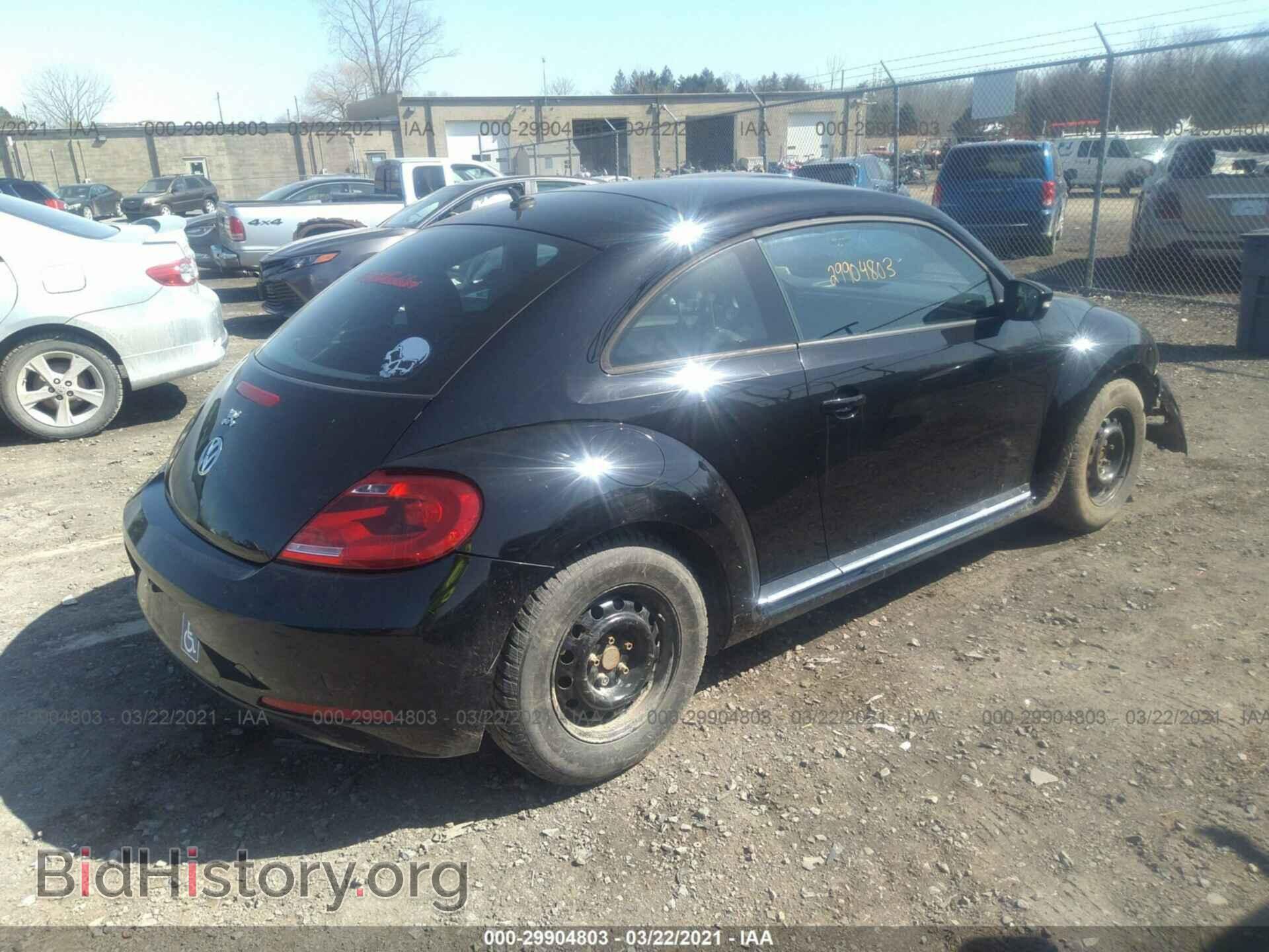 2012 VOLKSWAGEN BEETLE - VIN: 3VWJP7AT7CM647172 - Фото 4