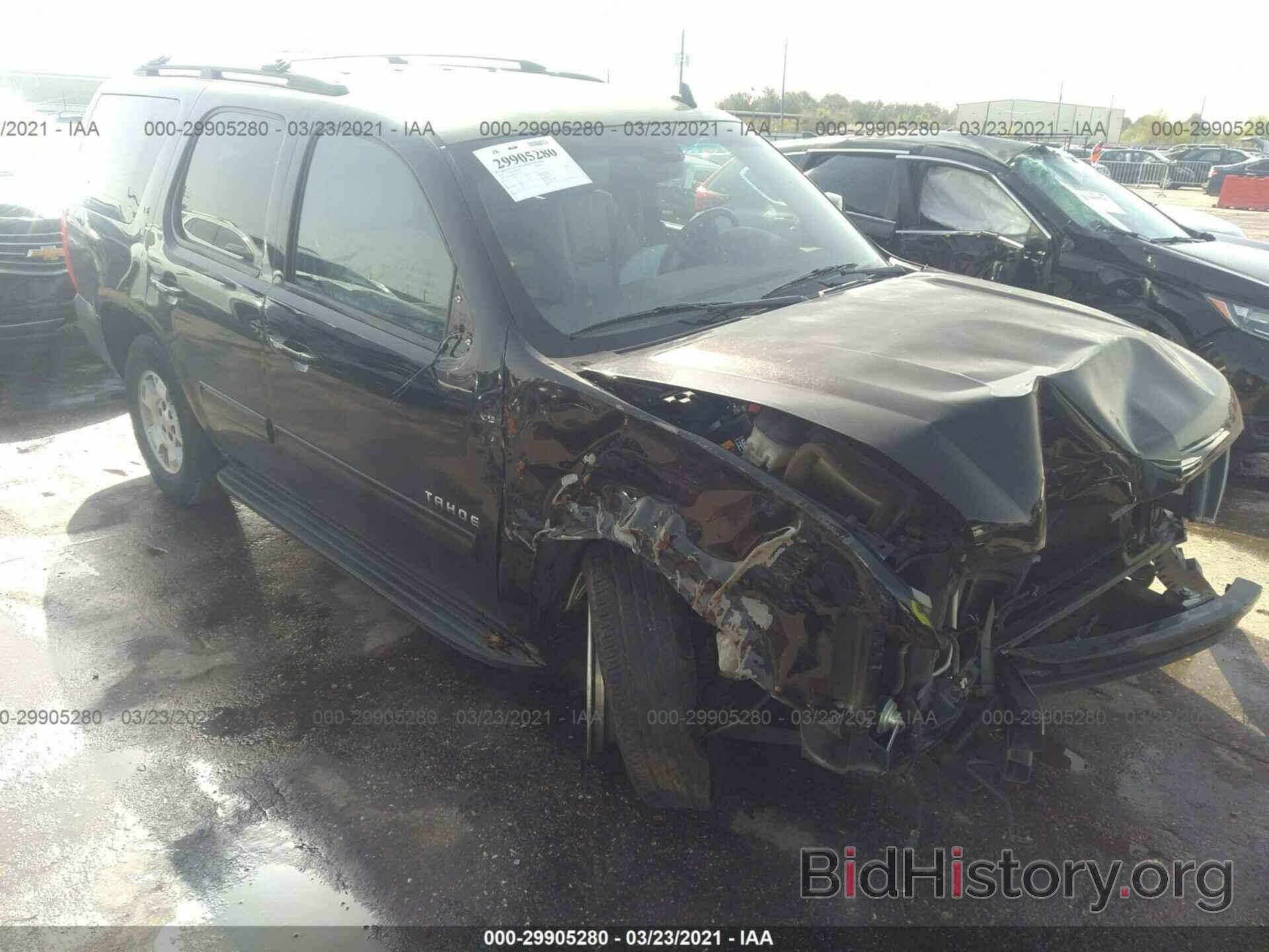 Photo 1GNSCBE06ER124157 - CHEVROLET TAHOE 2014